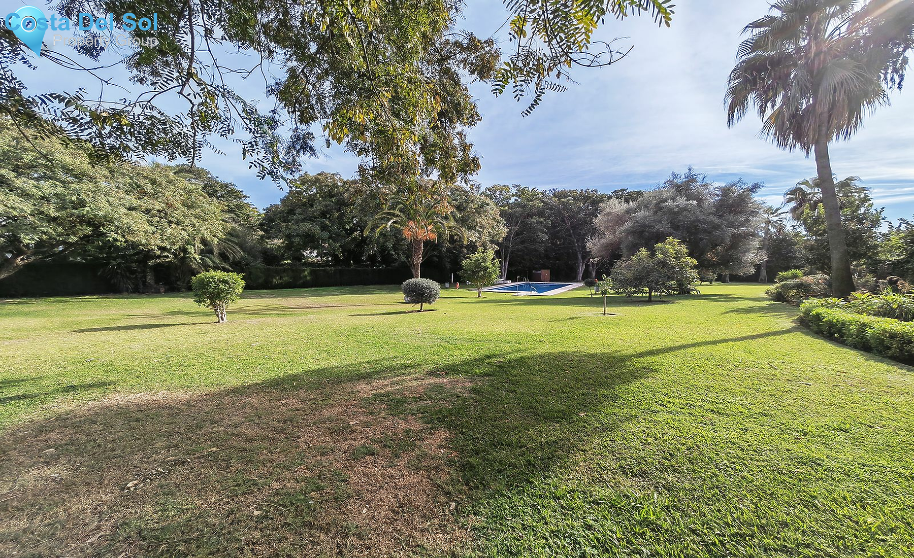 Ground Floor Apartment in Nueva Andalucía-1544215
