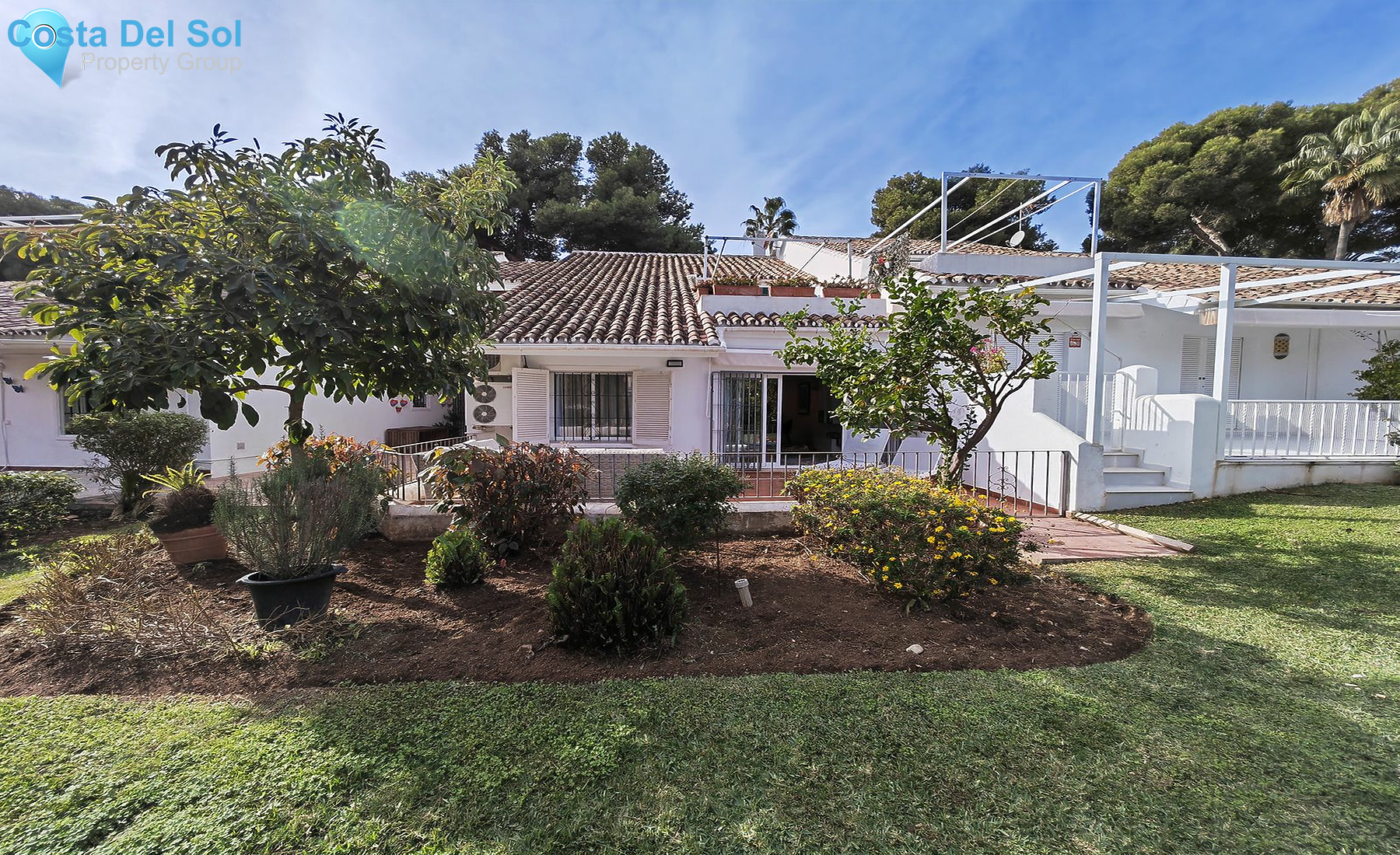 Ground Floor Apartment in Nueva Andalucía-1544216
