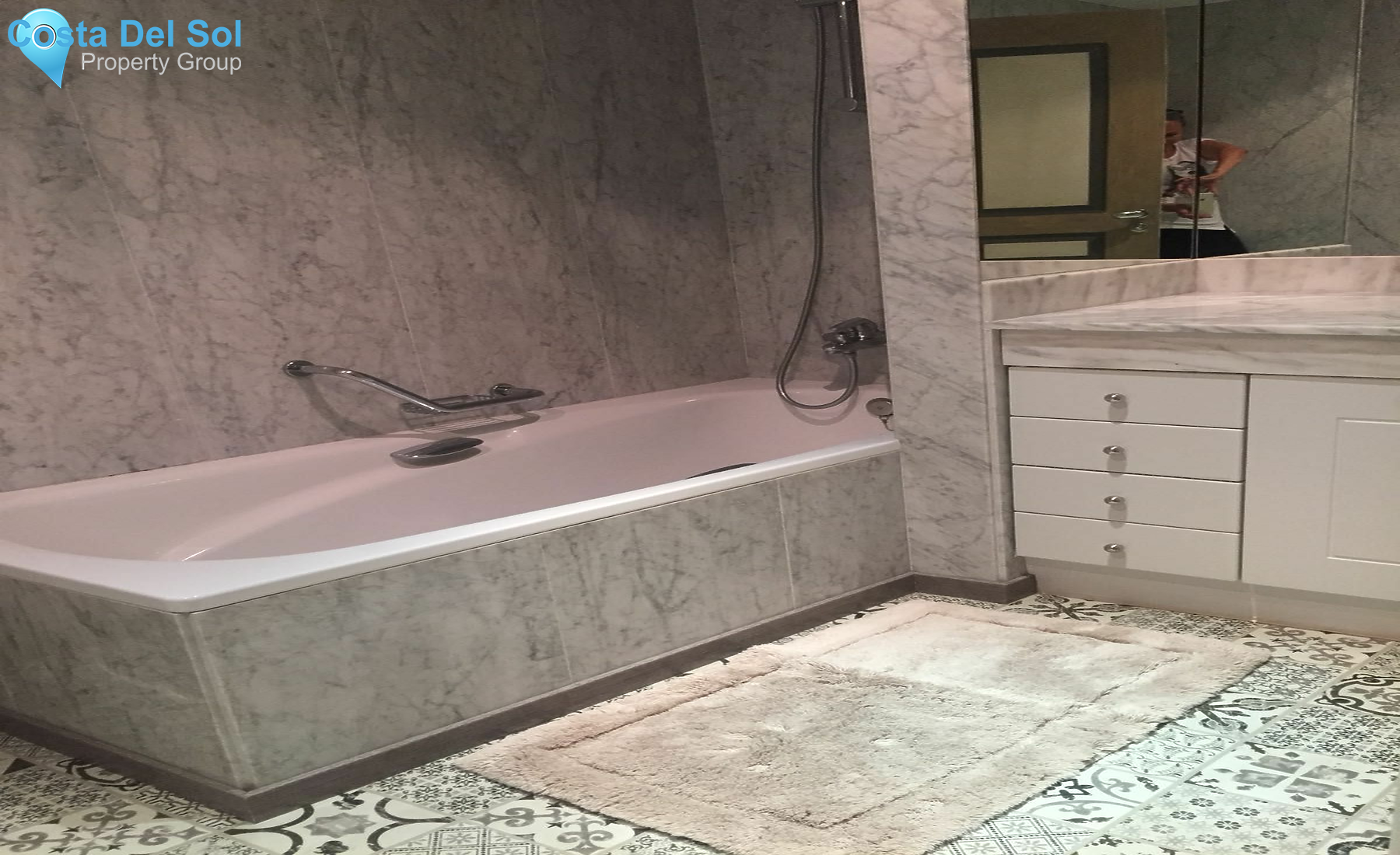 Ground Floor Apartment in Puerto Banús-1430763
