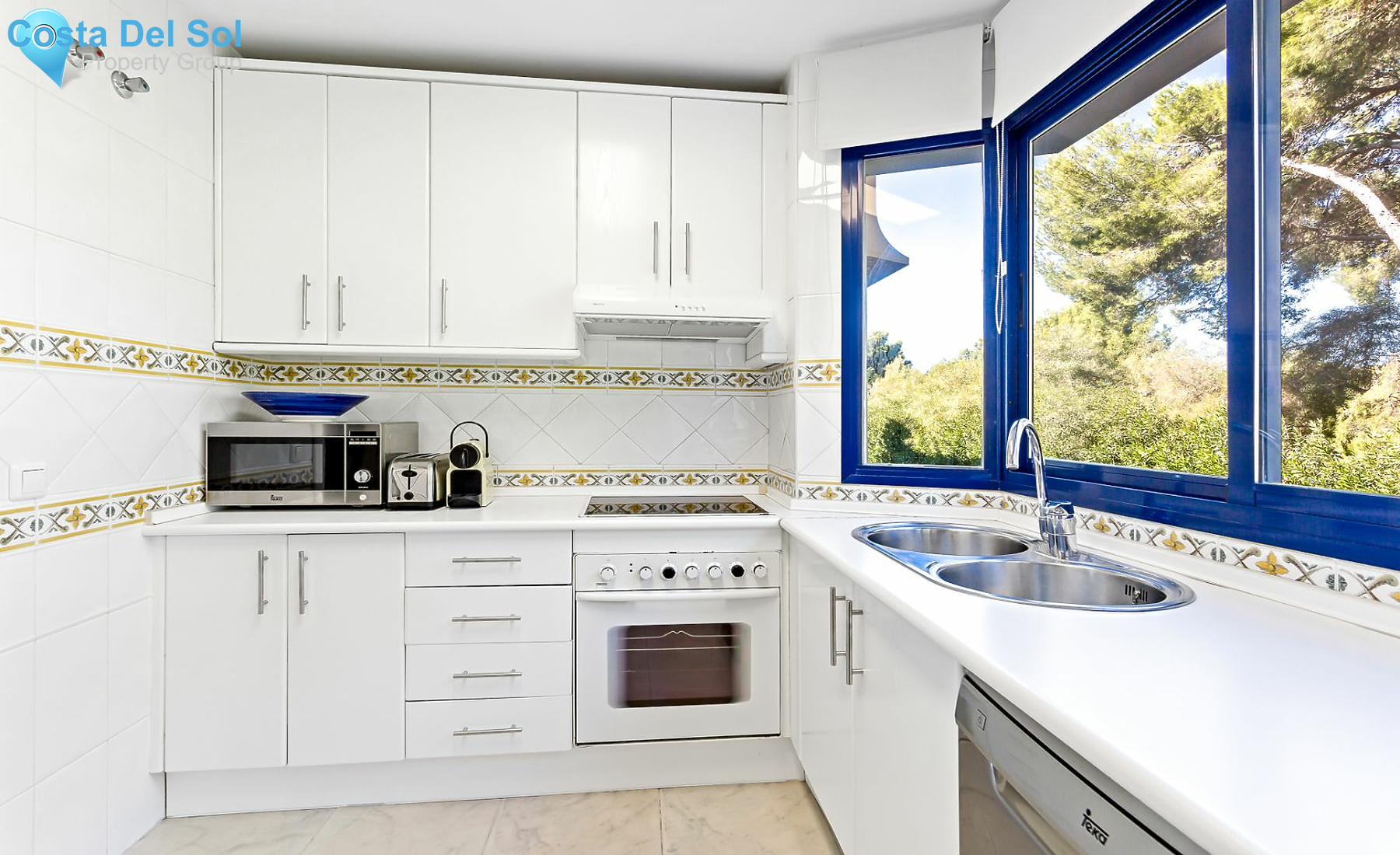Ground Floor Apartment in Puerto de Cabopino-1136645