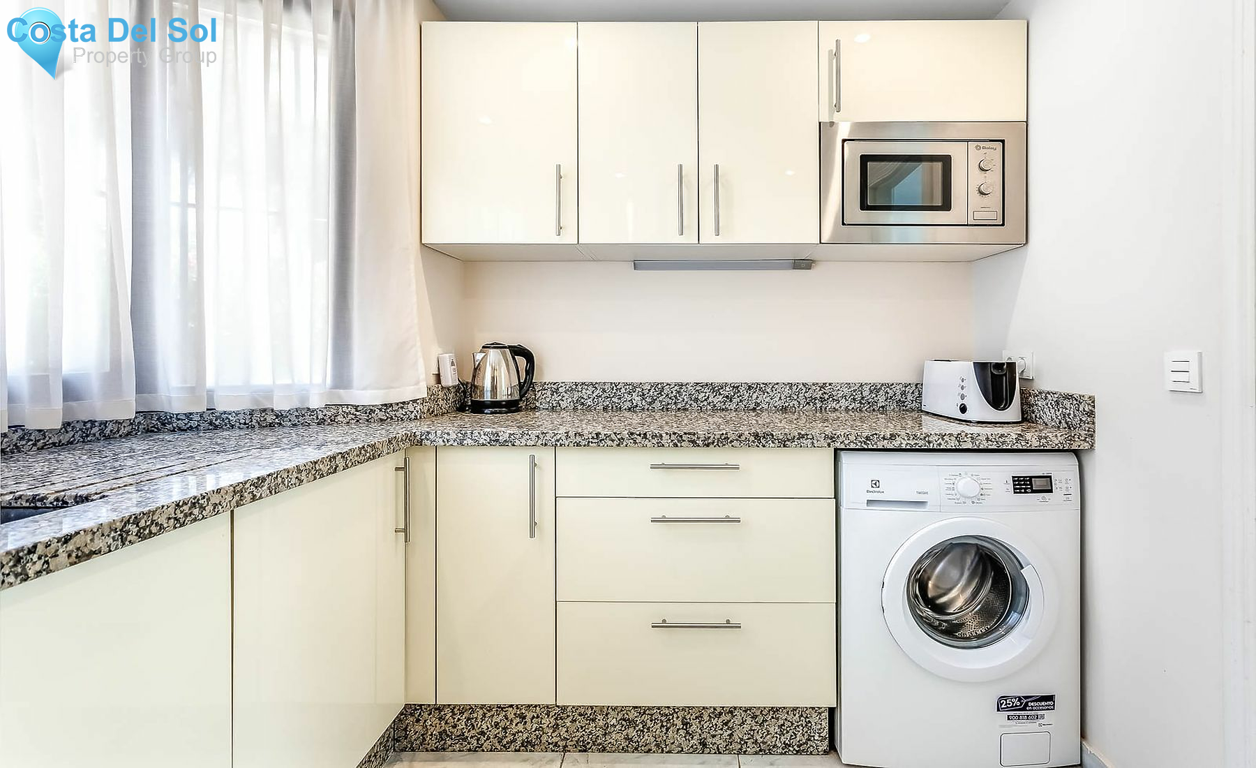 Ground Floor Apartment in Puerto de Cabopino-1395169