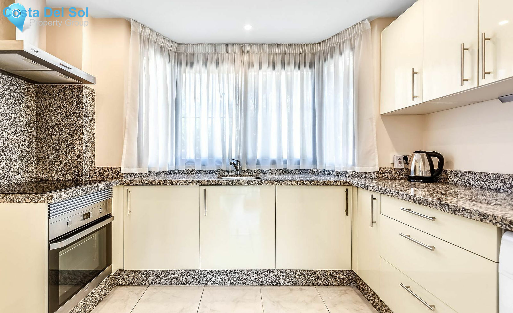Ground Floor Apartment in Puerto de Cabopino-1395157
