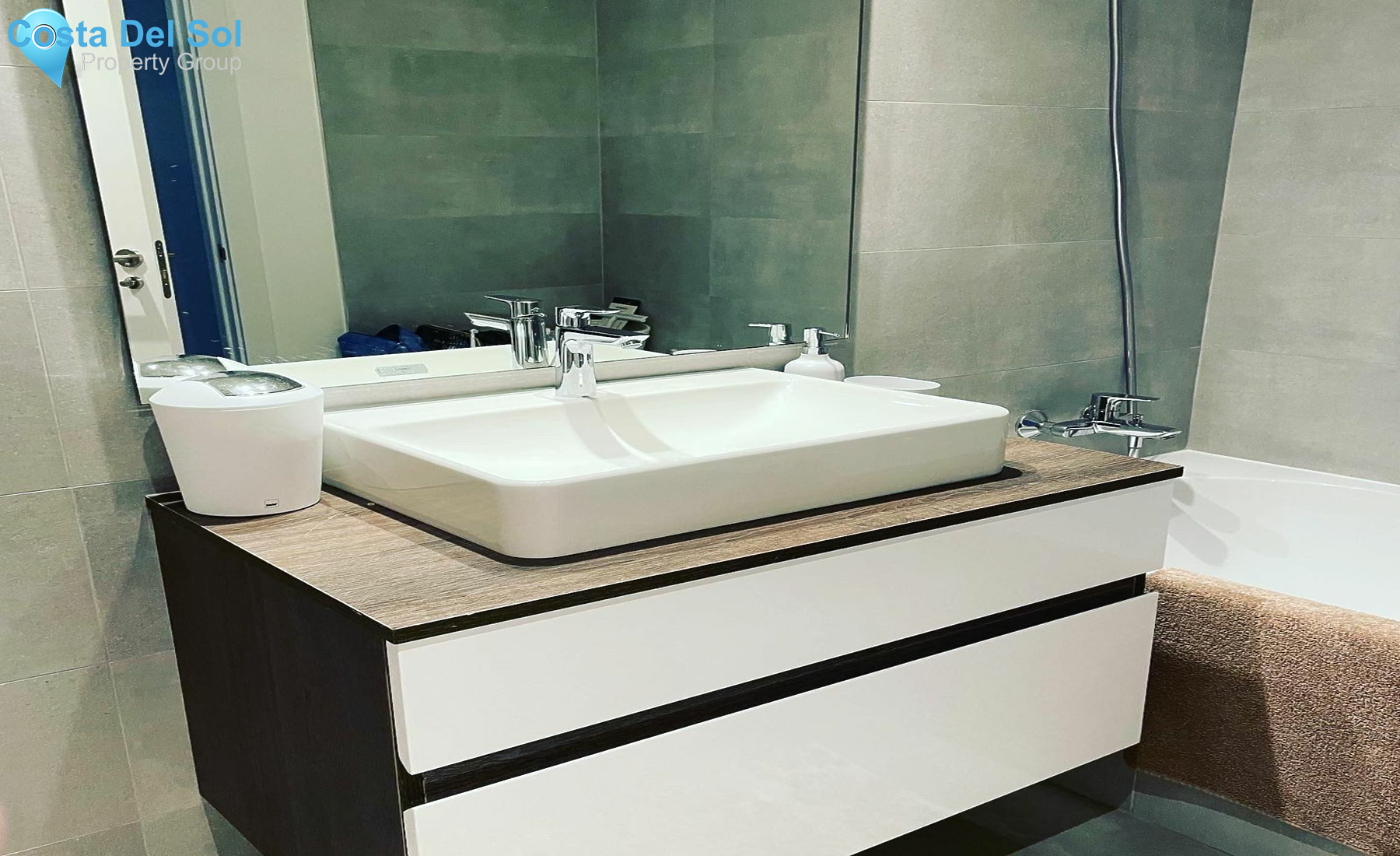 Ground Floor Apartment in Selwo-1215705