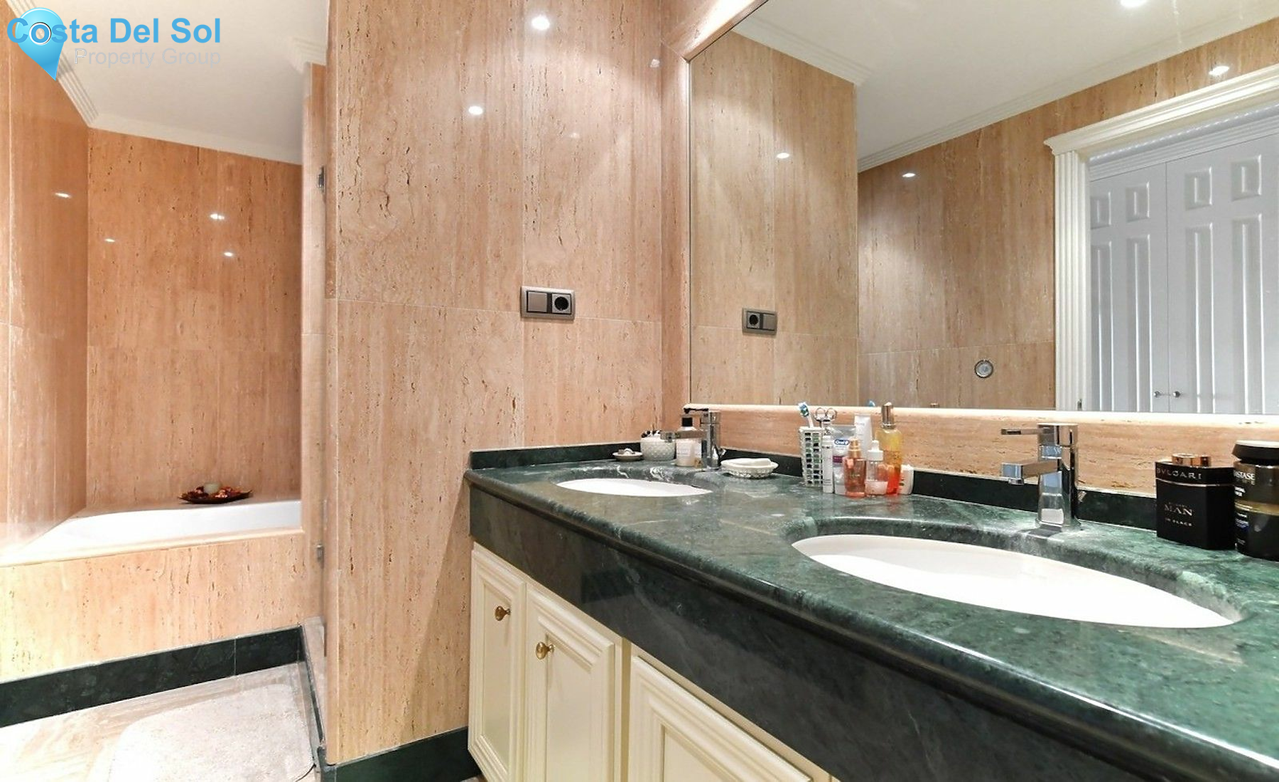 Ground Floor Apartment in Sierra Blanca-1152048