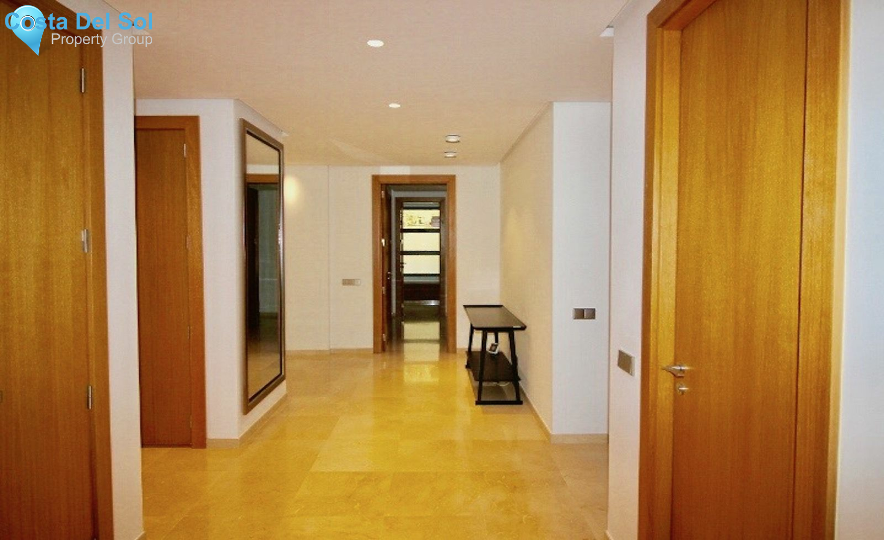 Ground Floor Apartment in Sierra Blanca-1187555