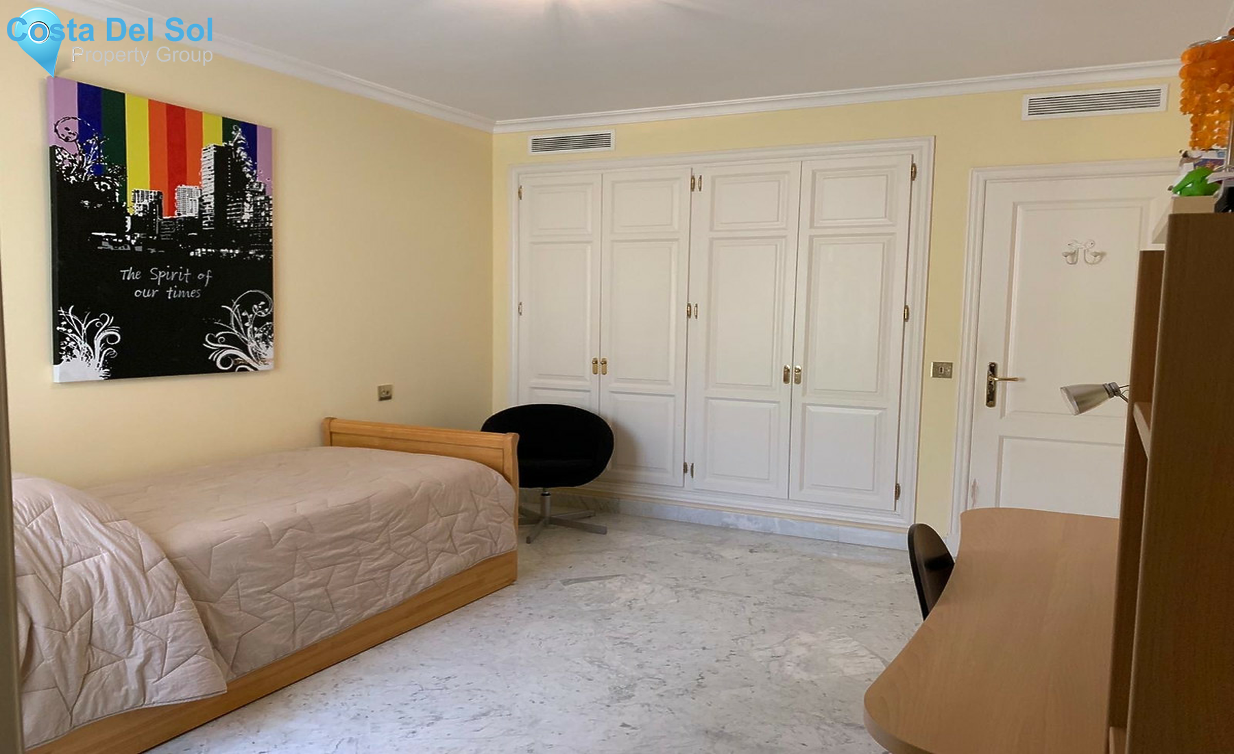 Ground Floor Apartment in The Golden Mile-1401704