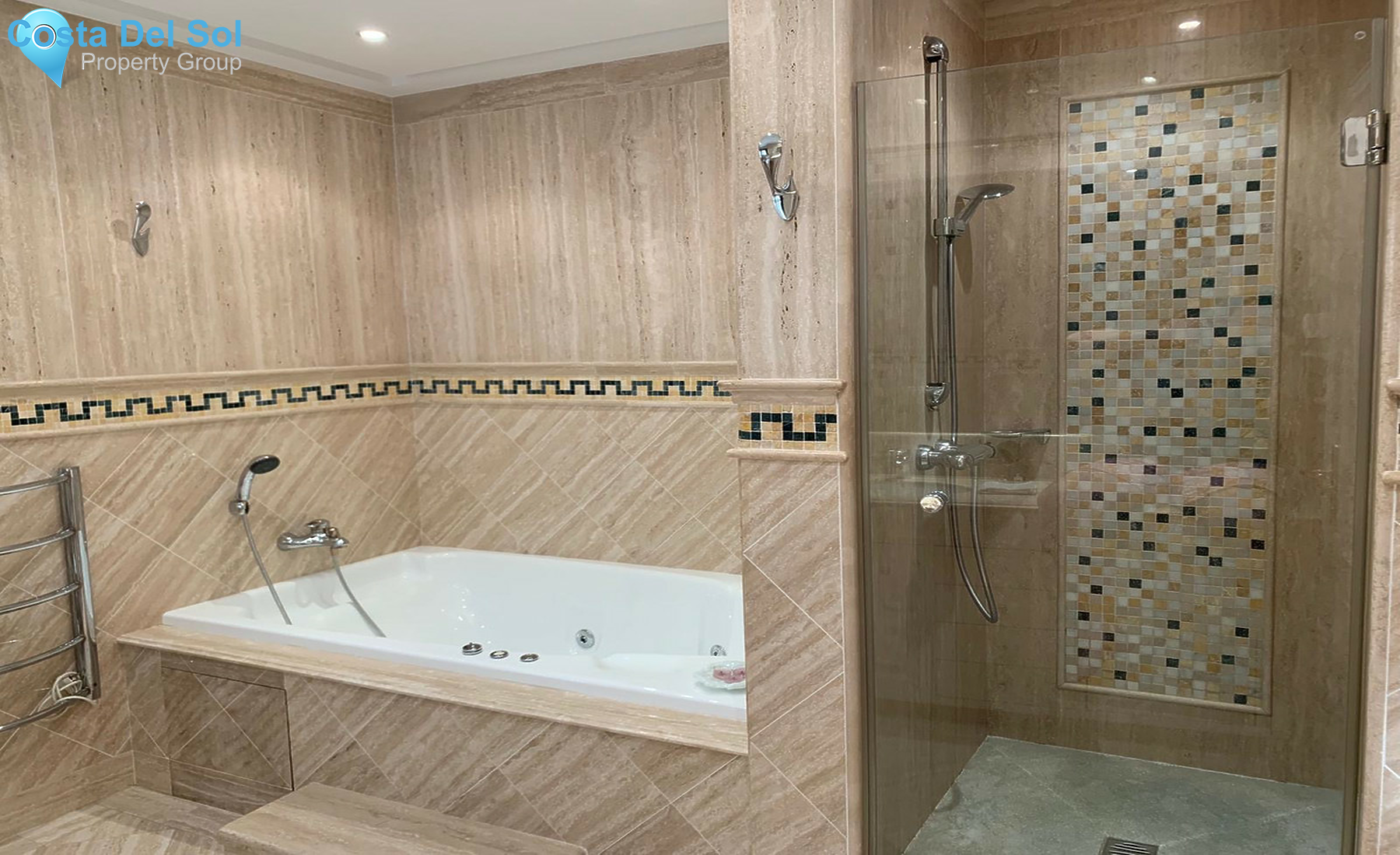 Ground Floor Apartment in The Golden Mile-1401706