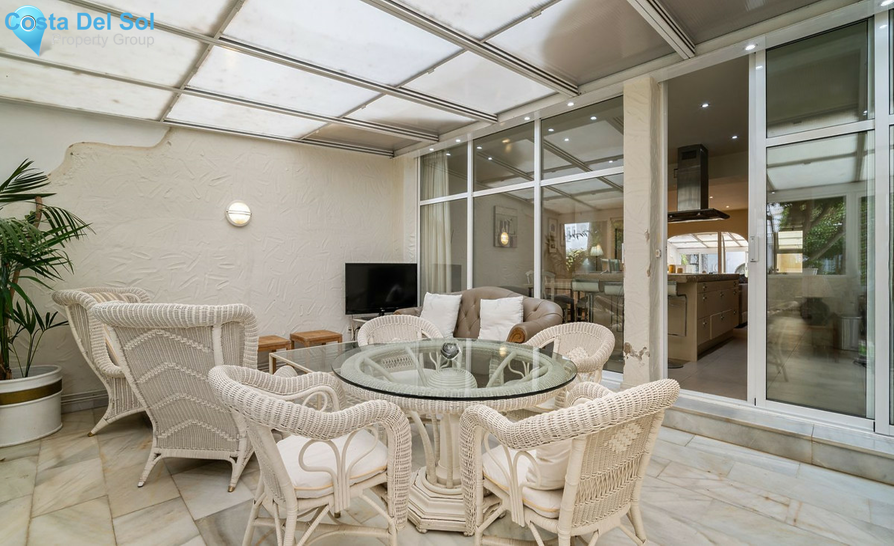 Ground Floor Apartment in The Golden Mile-1501723