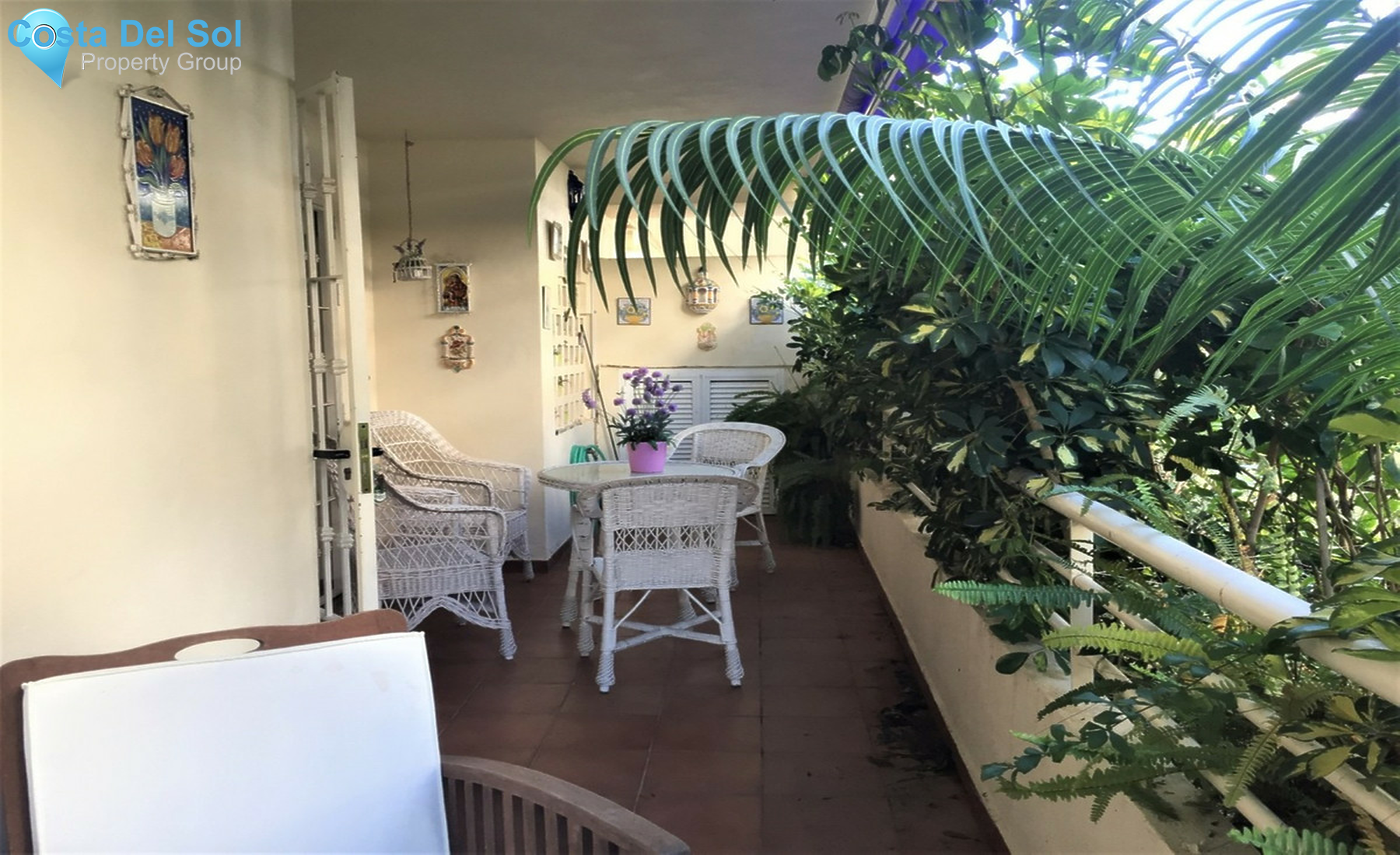 Ground Floor Apartment in The Golden Mile-1527953