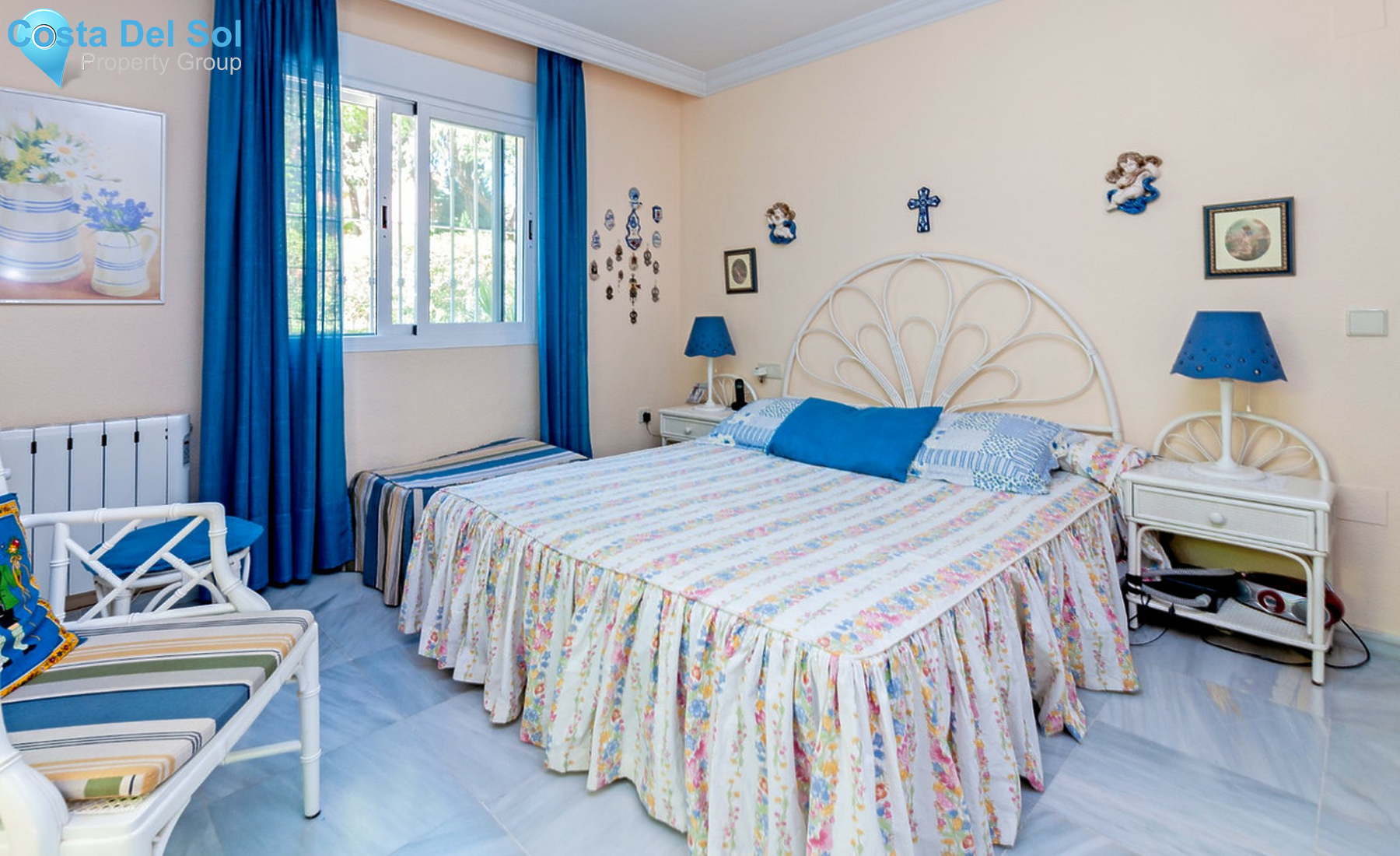 Ground Floor Apartment in The Golden Mile-1527941