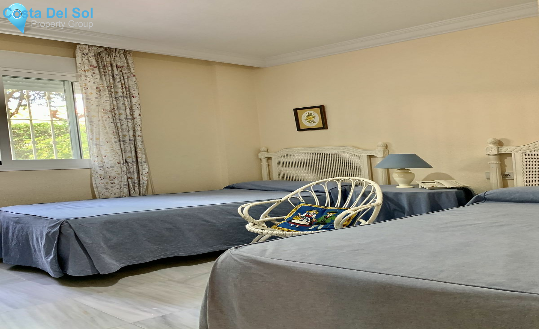 Ground Floor Apartment in The Golden Mile-1394937