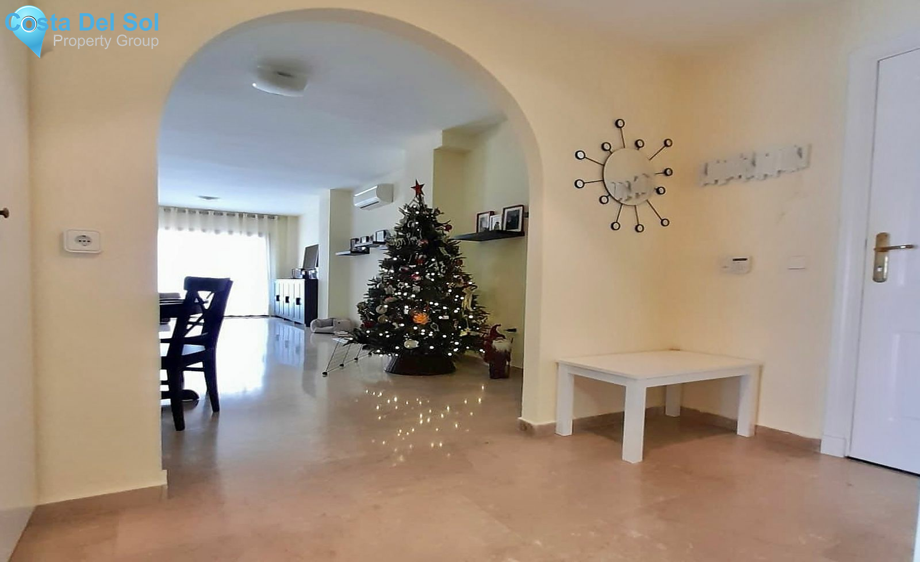 Ground Floor Apartment in The Golden Mile-1395666