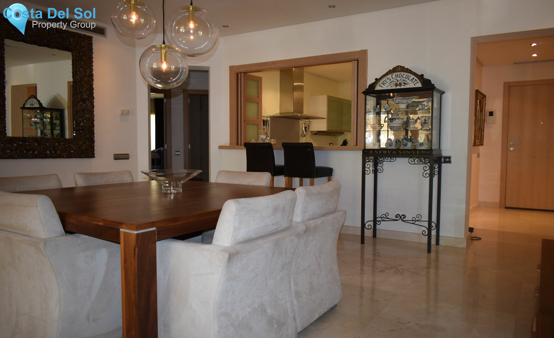 Ground Floor Apartment in The Golden Mile-1421401