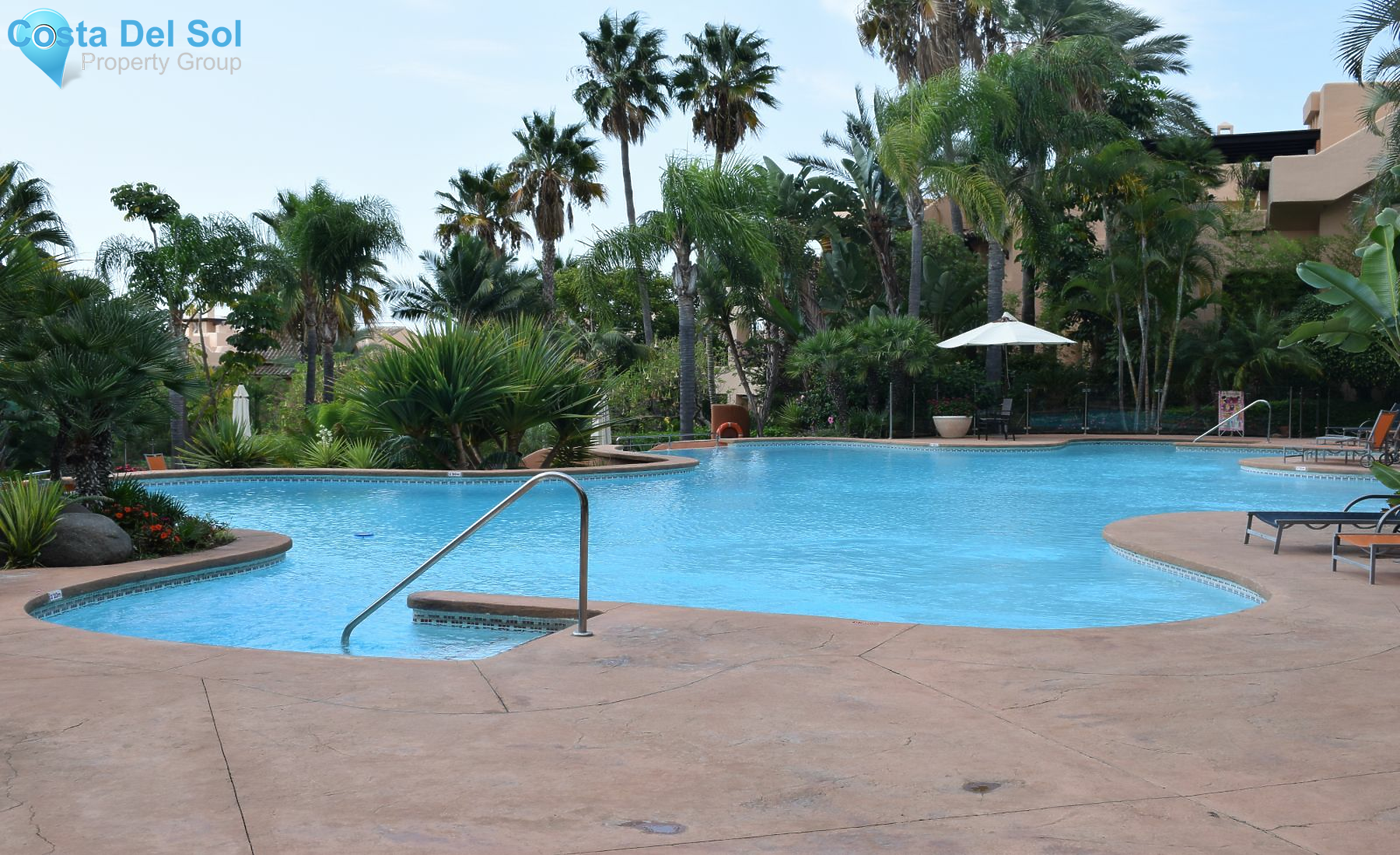 Ground Floor Apartment in The Golden Mile-1421399