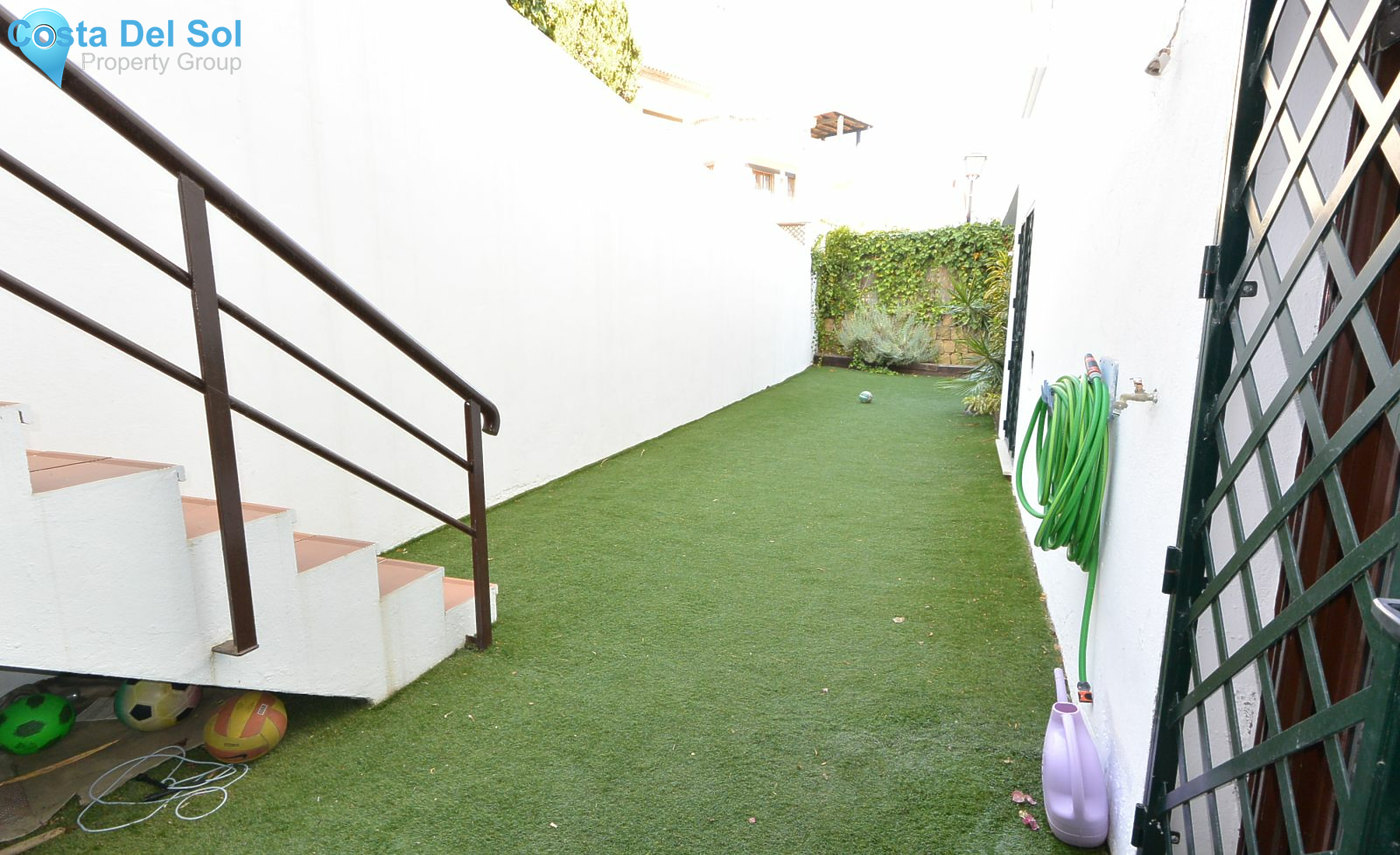 Ground Floor Apartment in The Golden Mile-1529715