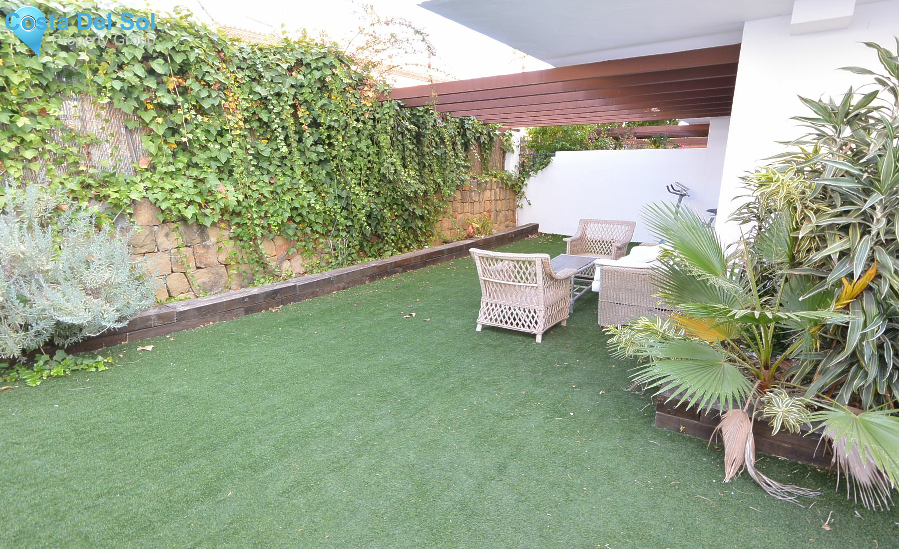 Ground Floor Apartment in The Golden Mile-1529716