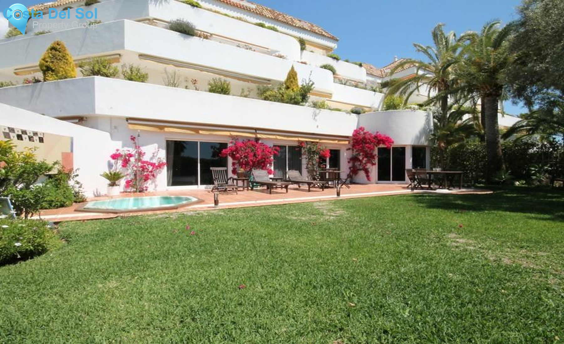 Ground Floor Apartment in The Golden Mile-1546105