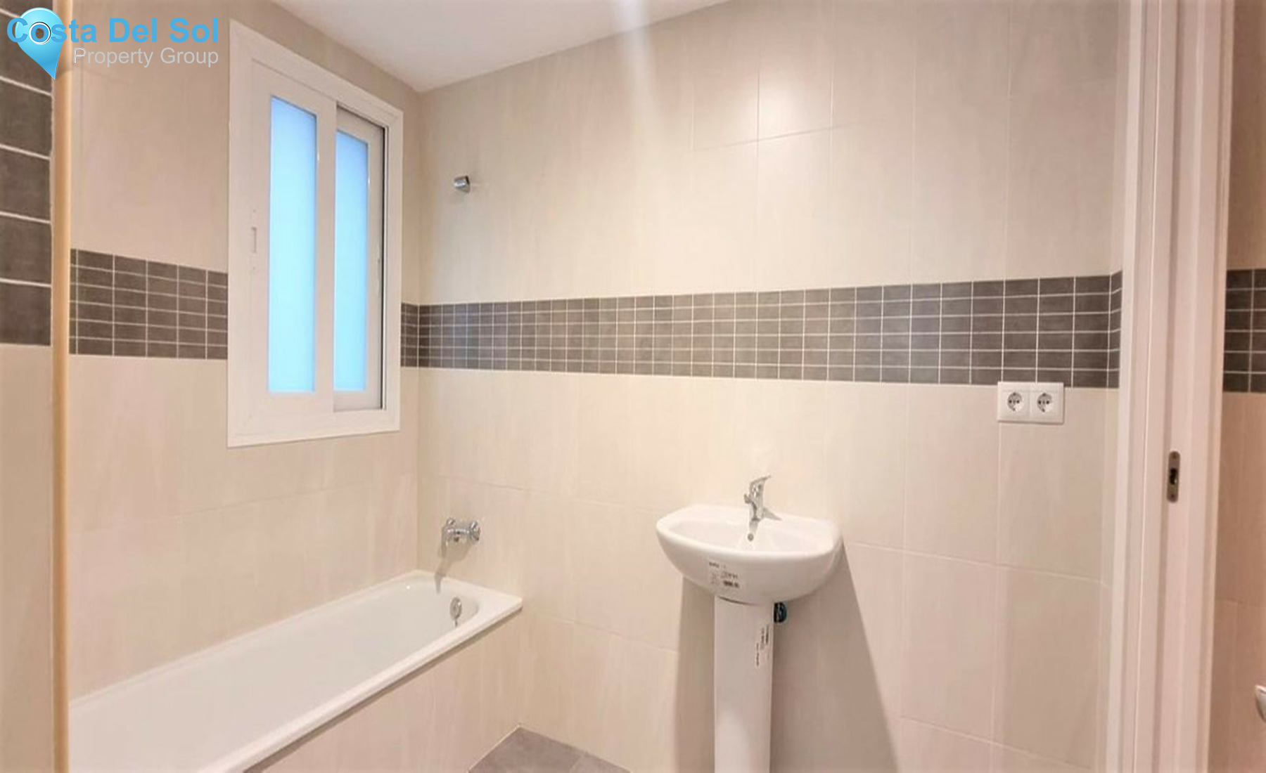 Ground Floor Apartment in Torremolinos-1273528