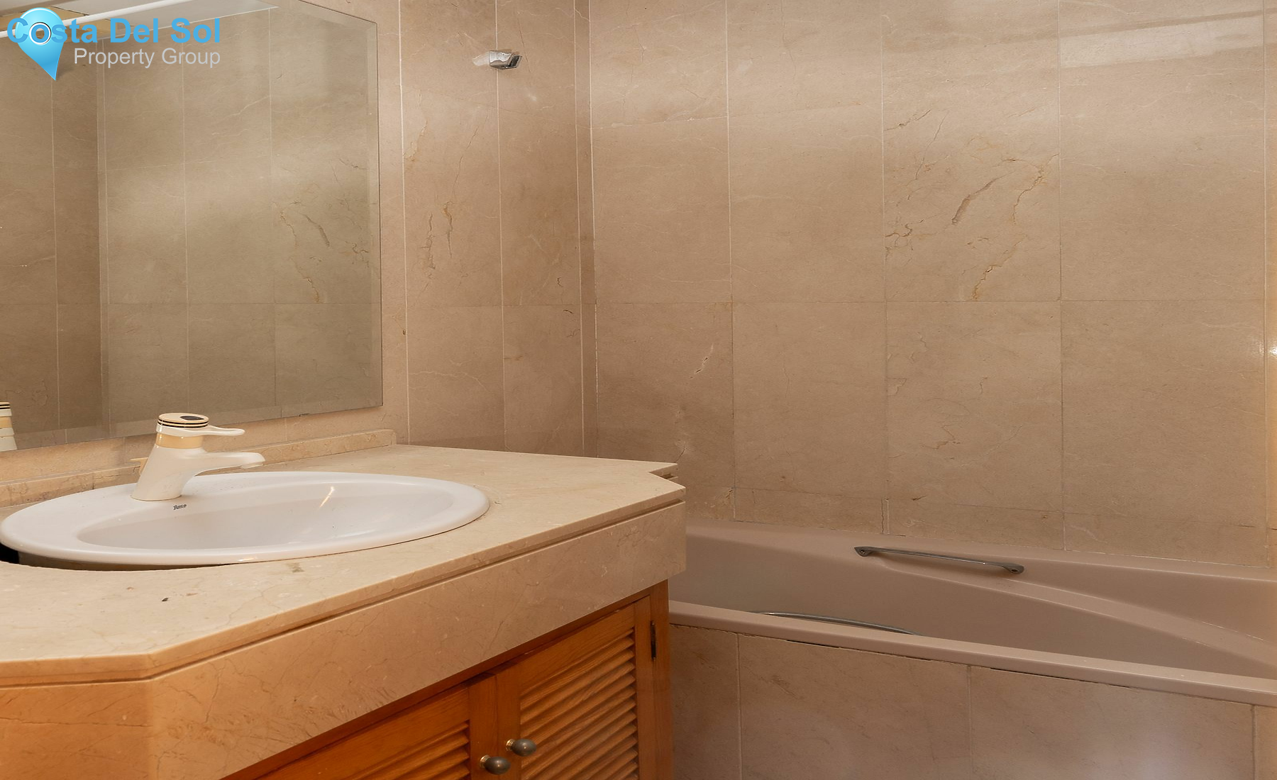 Ground Floor Apartment in Torremolinos-1442354