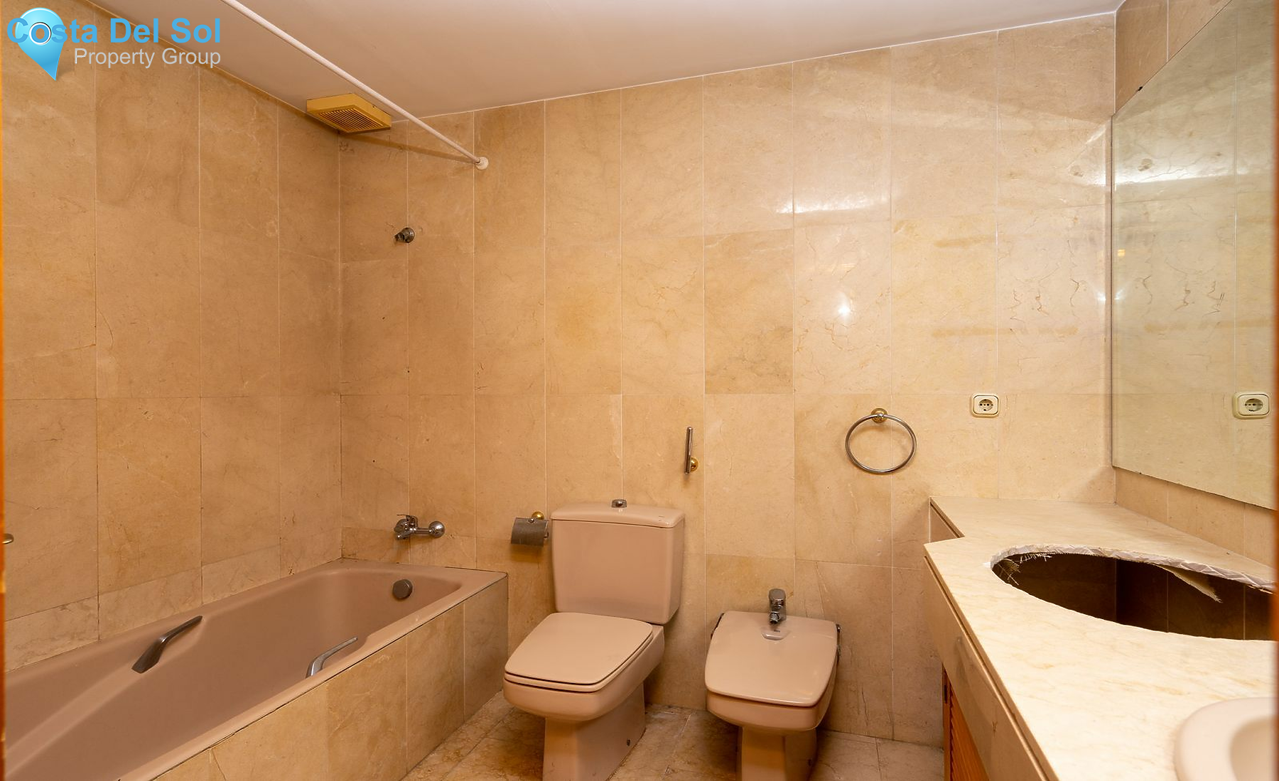 Ground Floor Apartment in Torremolinos-1442360