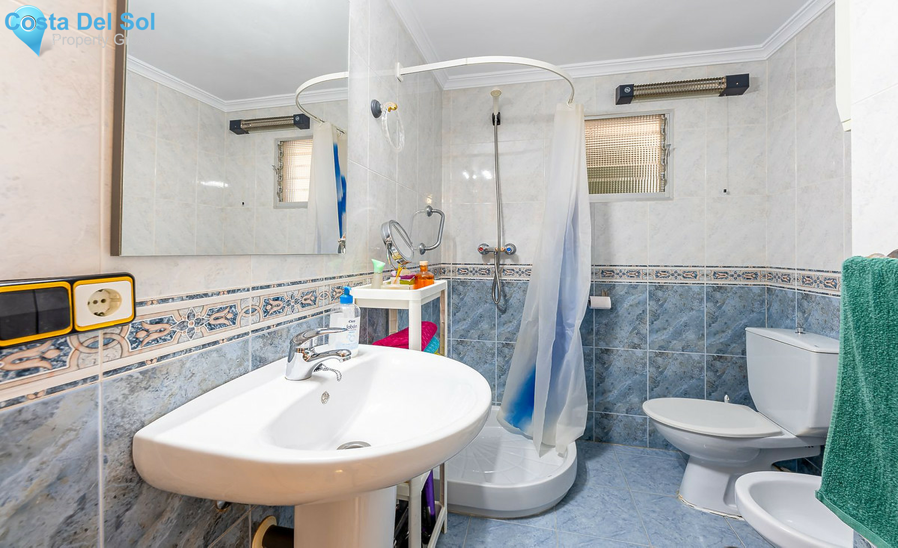 House in Alhaurín de la Torre-1543596