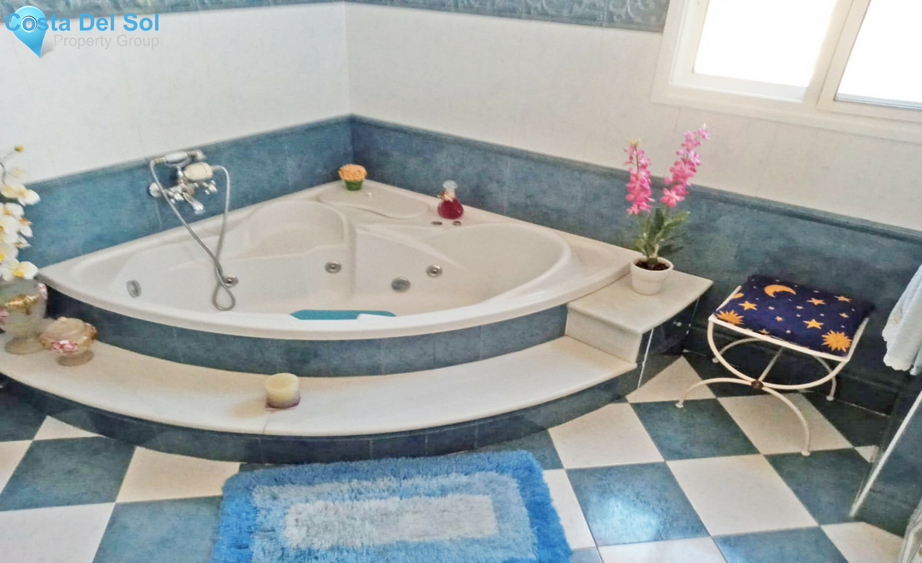 House in Alhaurín el Grande-1333135