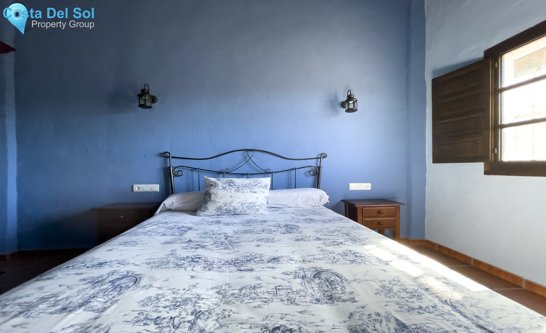 House in Almogía-1310325