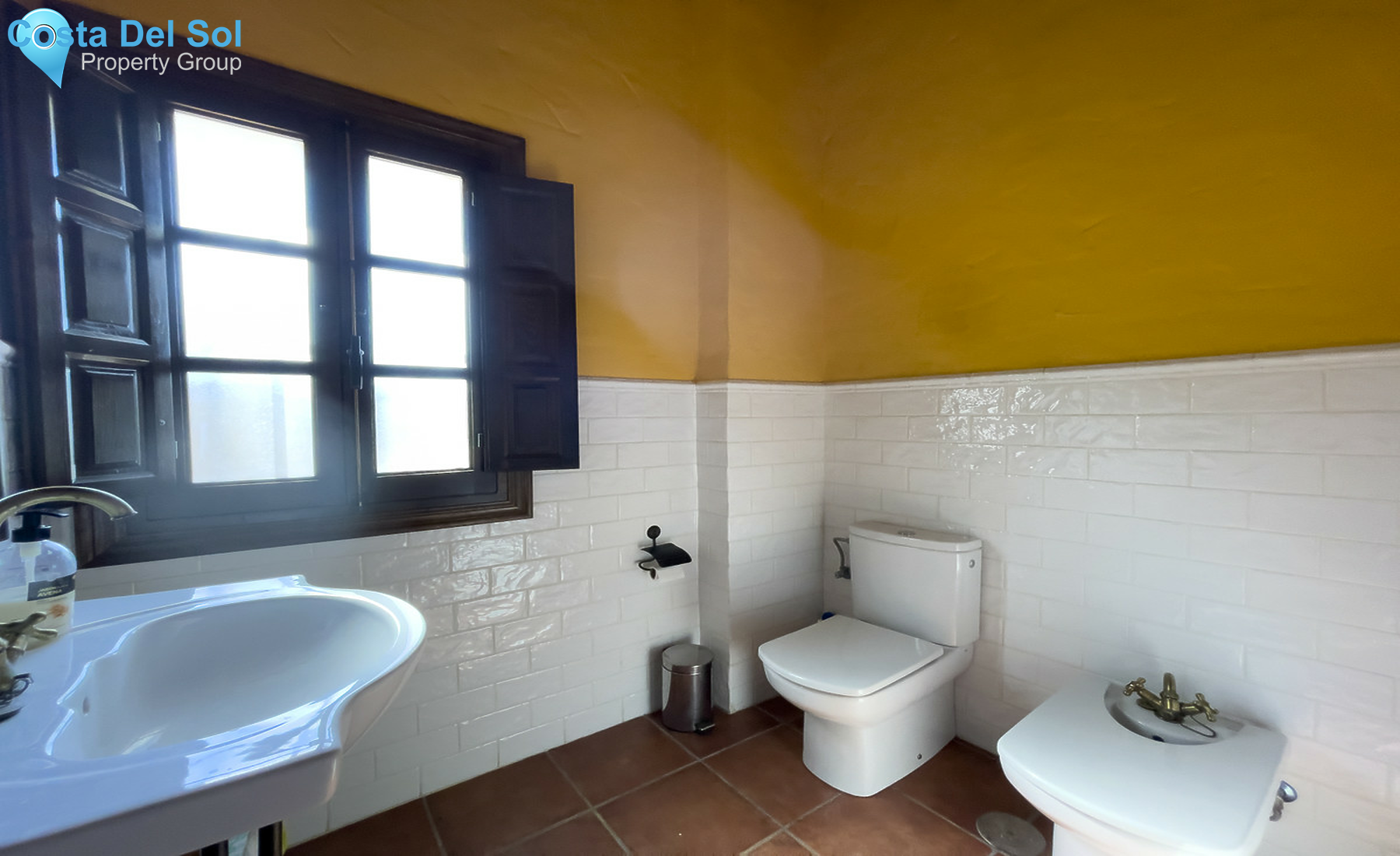 House in Almogía-1310328