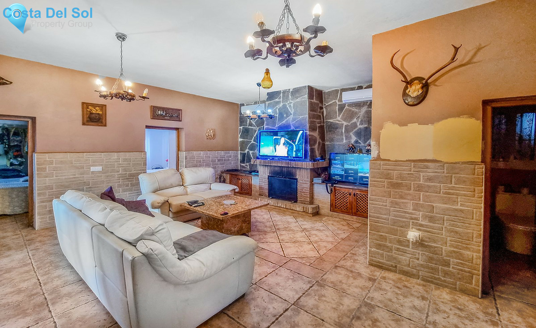 House in Casares-1260839