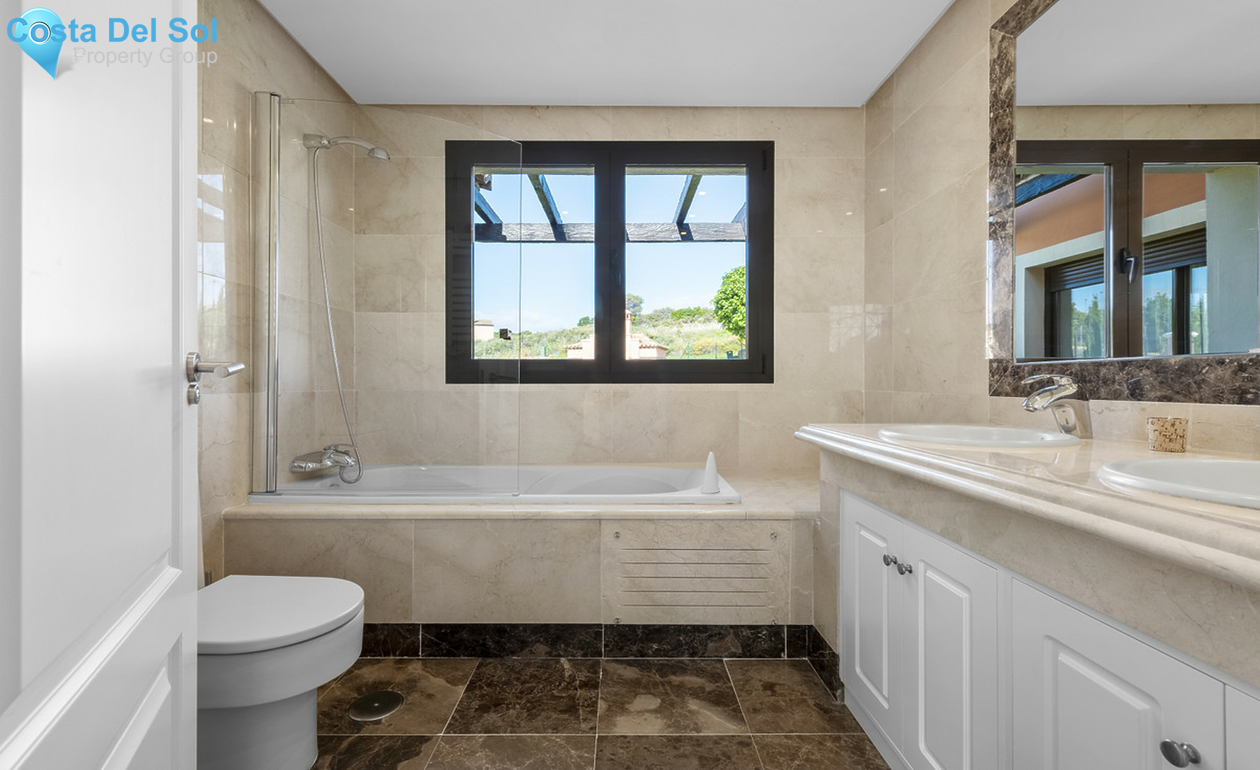 House in Estepona-1344075