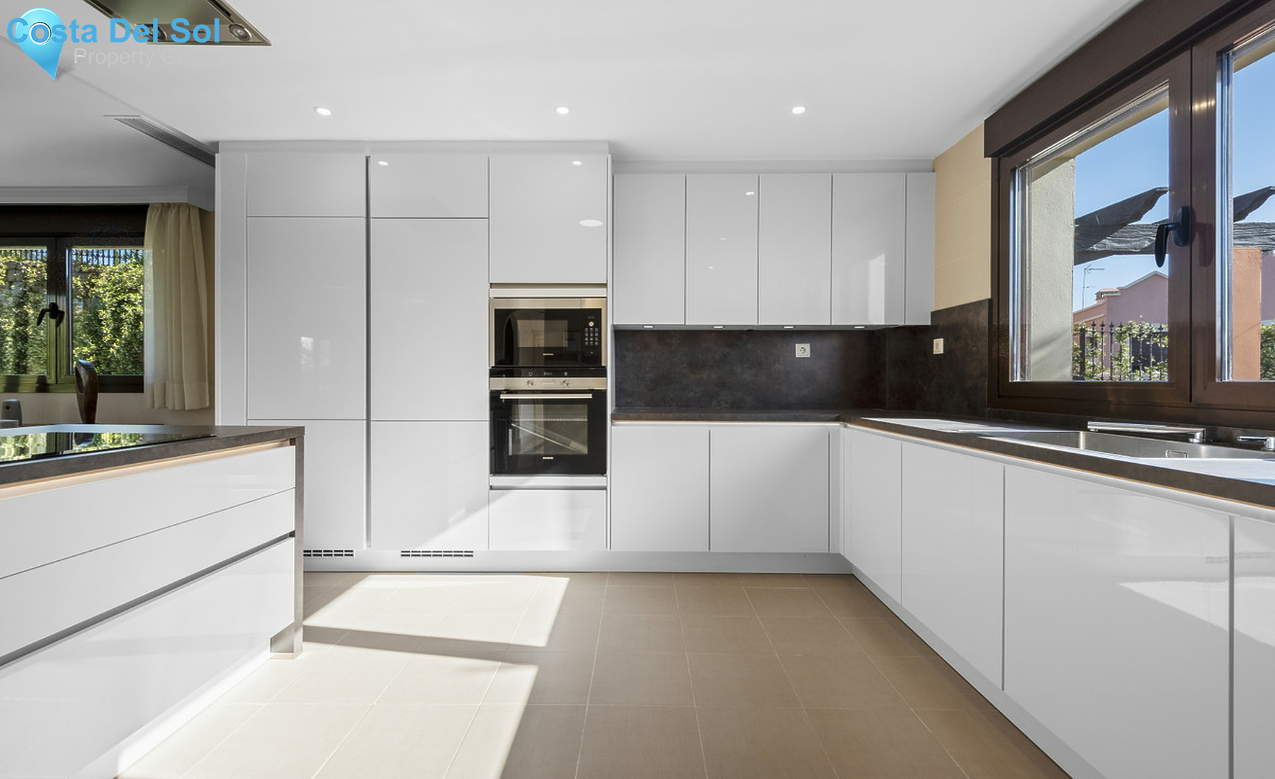 House in Estepona-1344079