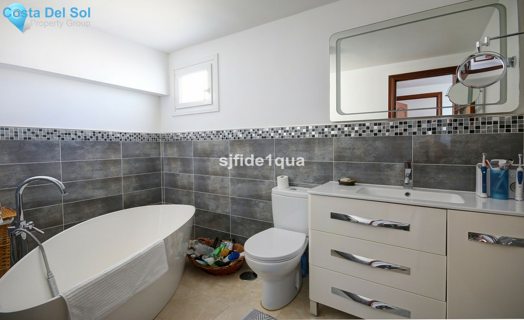 House in Estepona-1527353