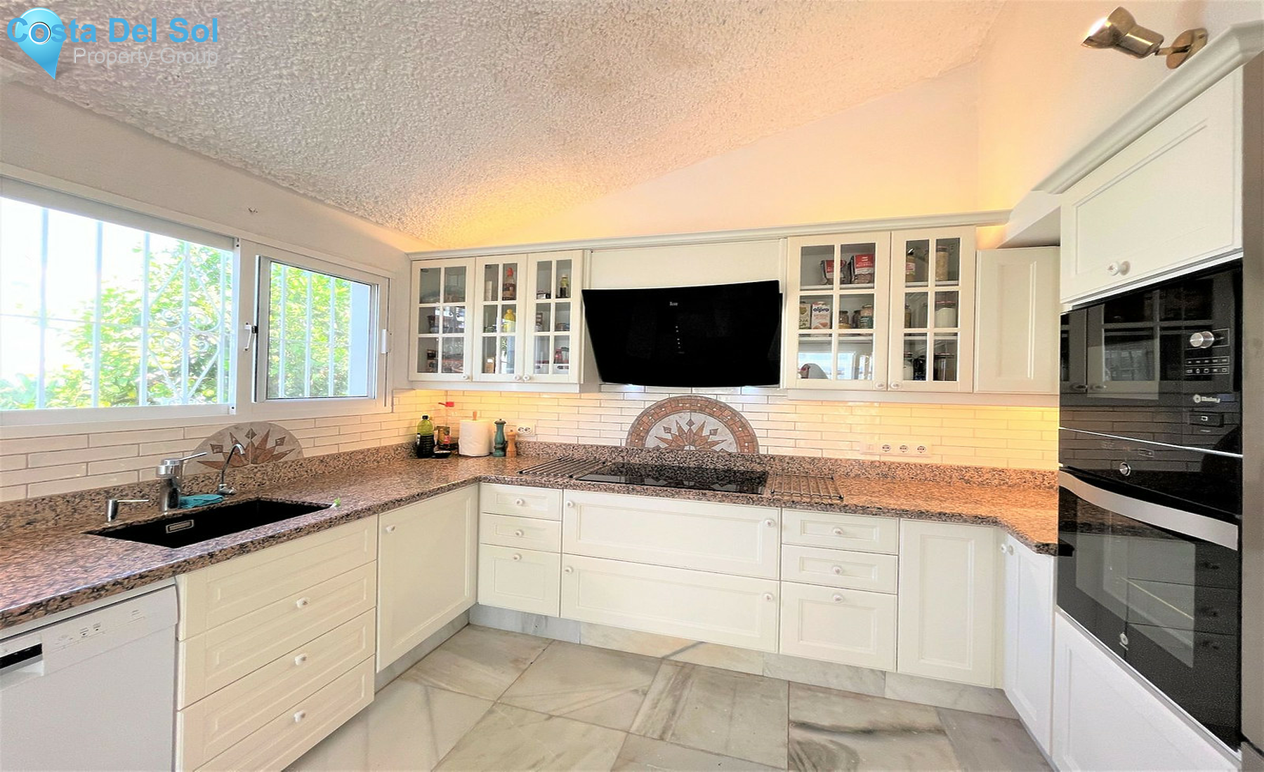 House in Estepona-1540288