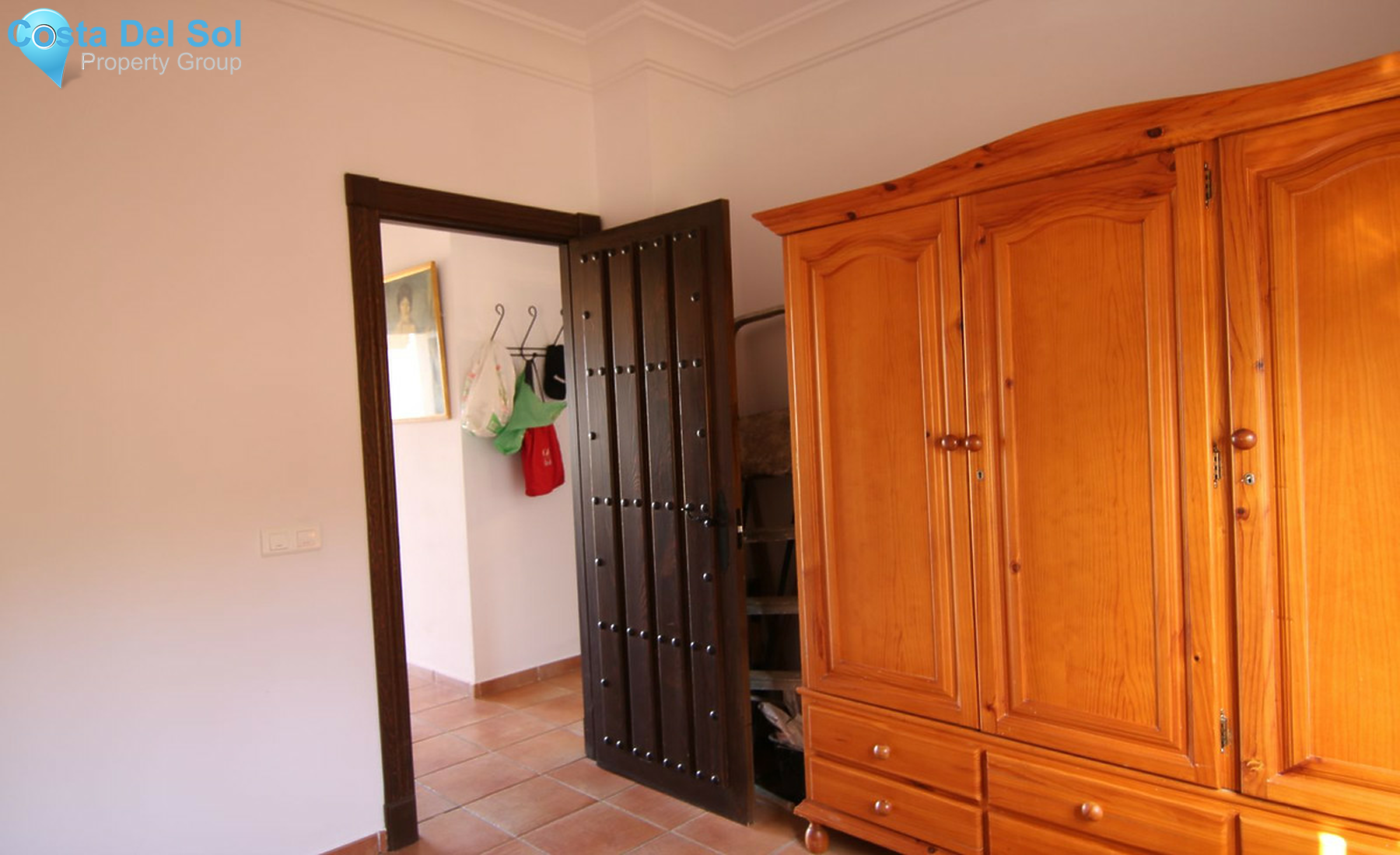 House in Guaro-1246423