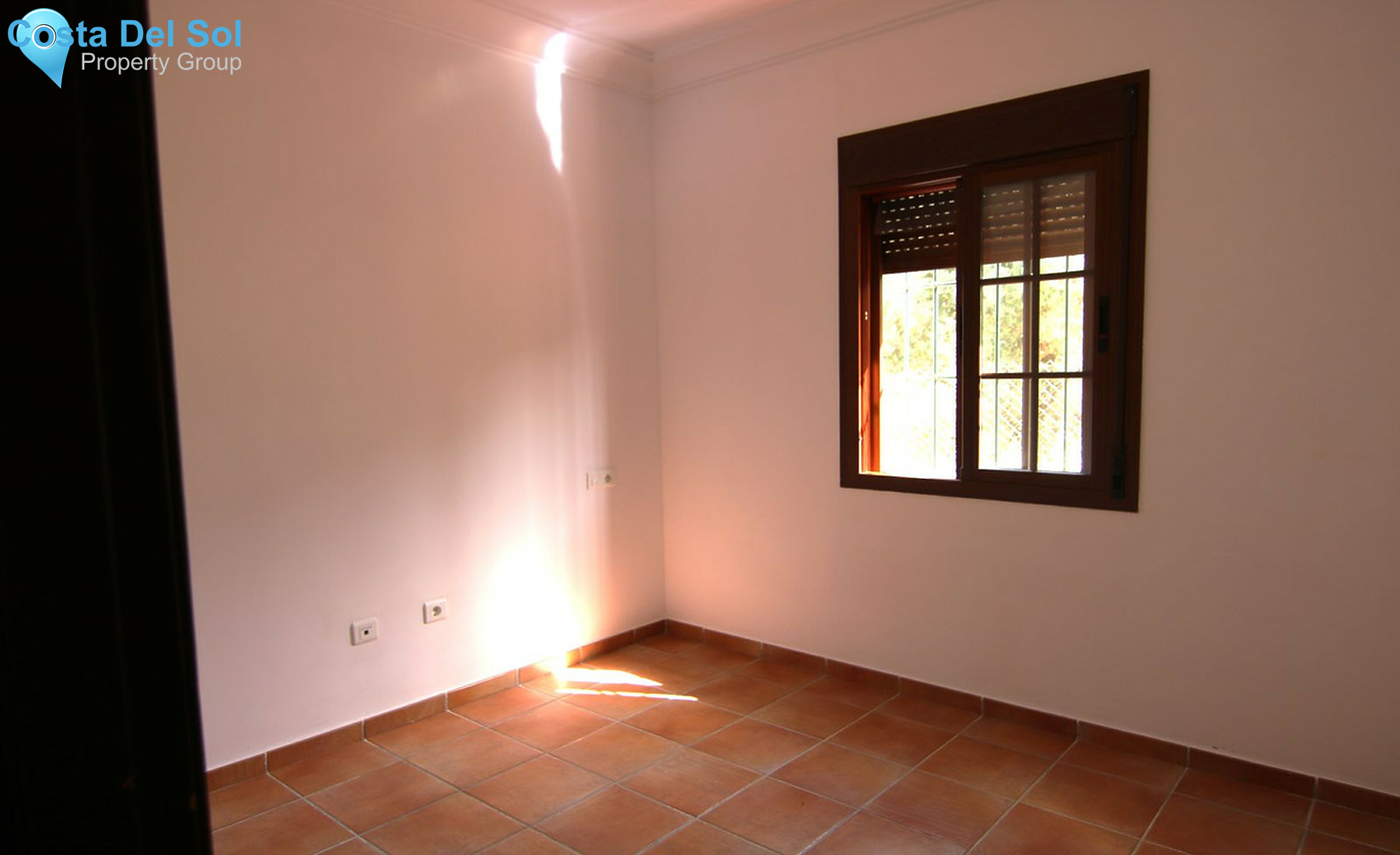 House in Guaro-1246424