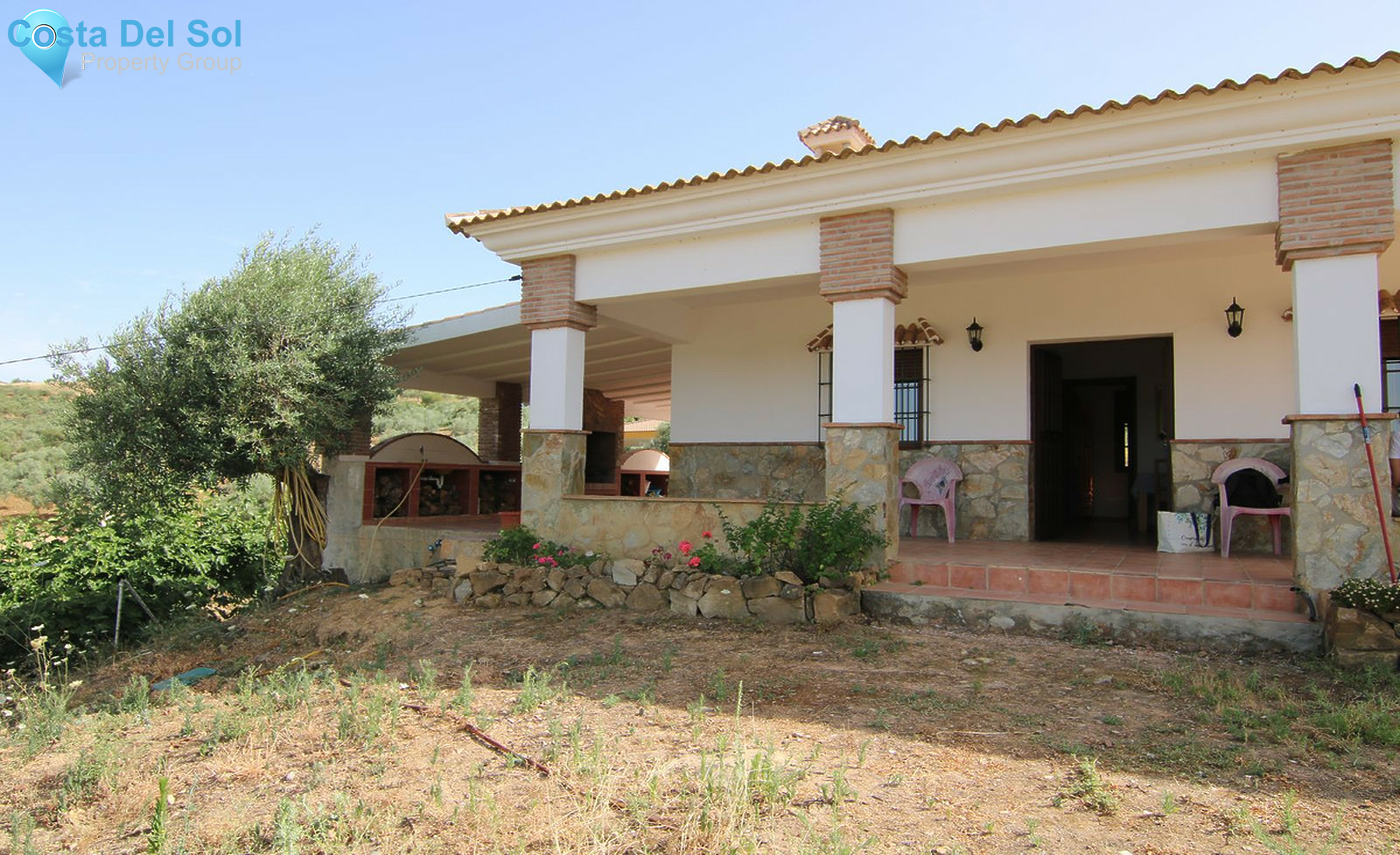 House in Guaro-1246432