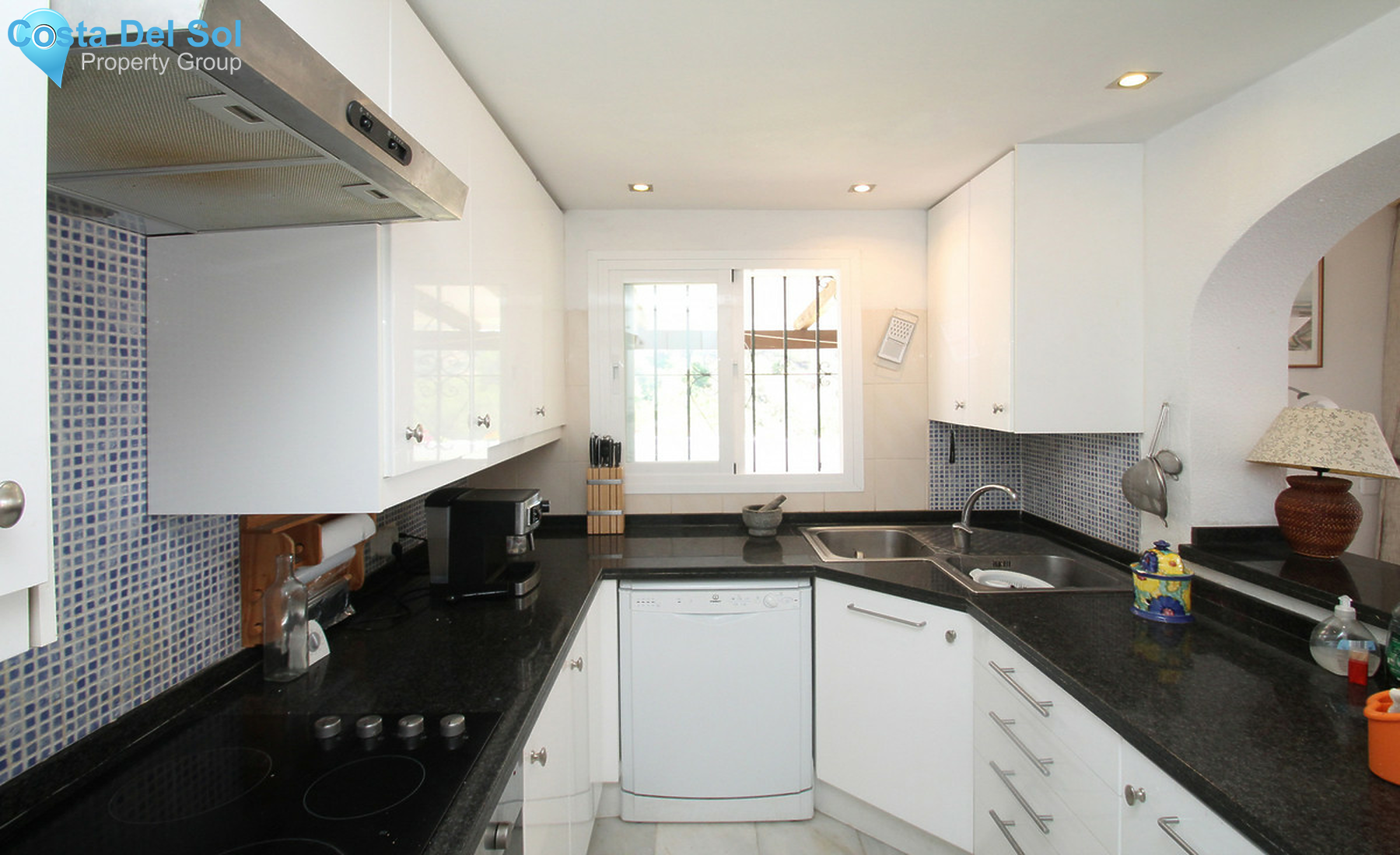 House in Istán-1248031