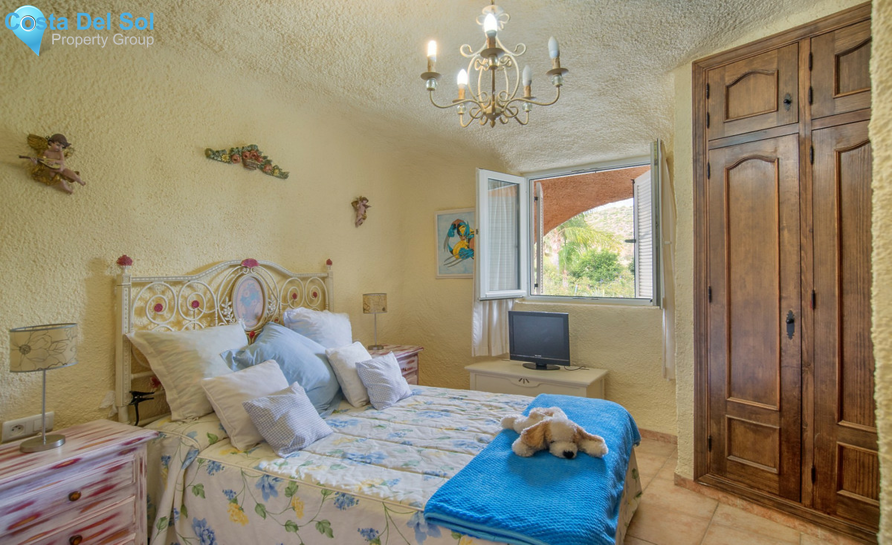 House in Monda-1376518