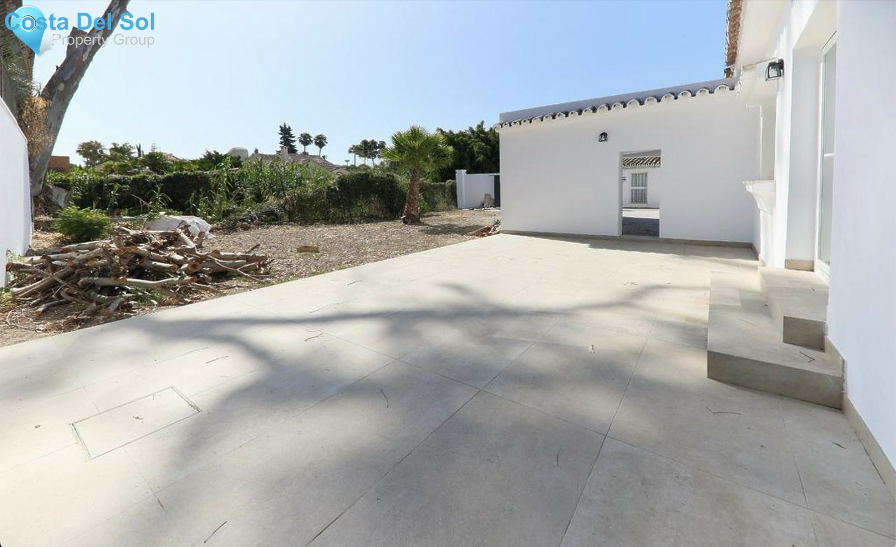 House in New Golden Mile-1499208