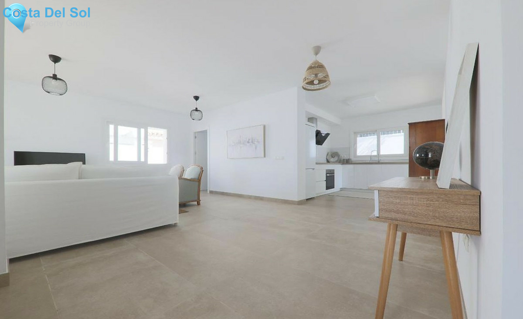 House in New Golden Mile-1499201