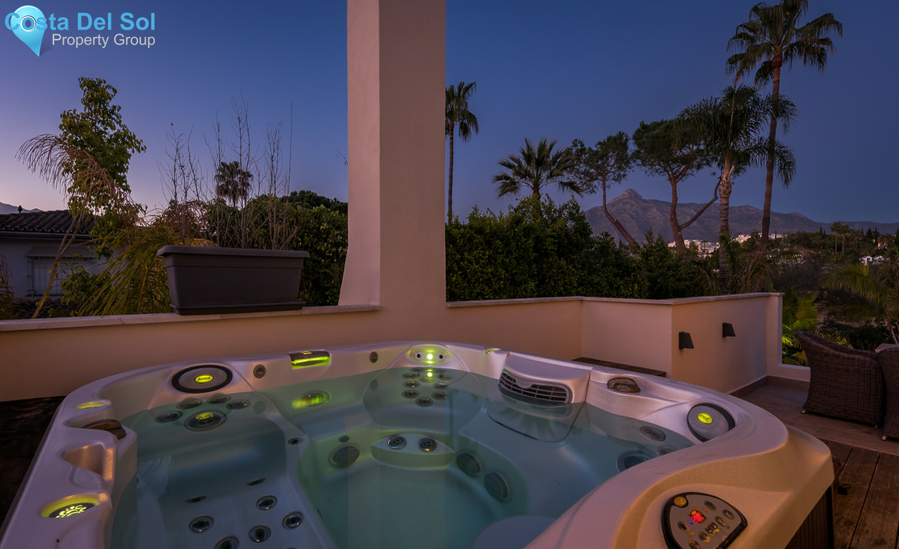 House in Nueva Andalucía-1310668