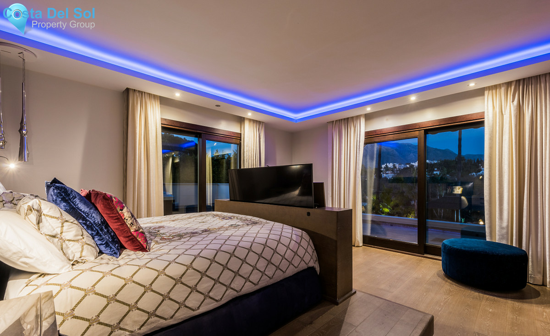 House in Nueva Andalucía-1310665