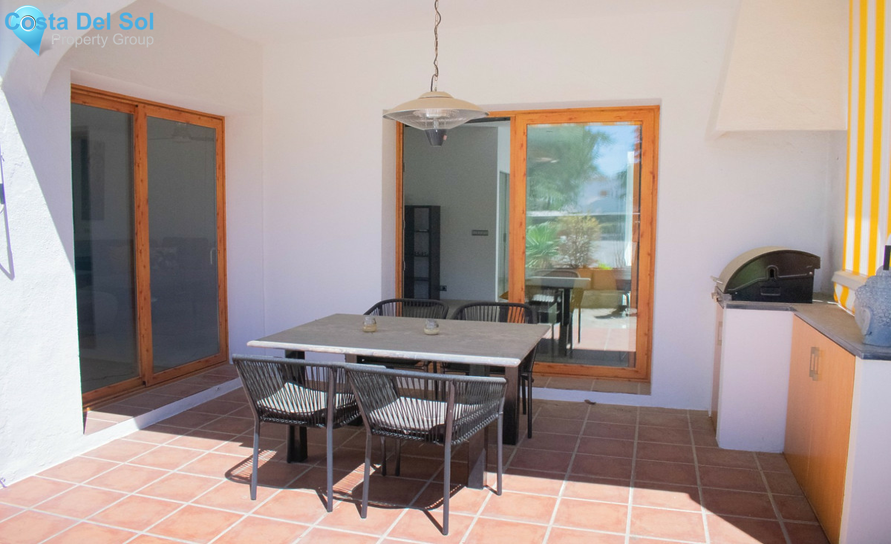 House in Nueva Andalucía-1350805