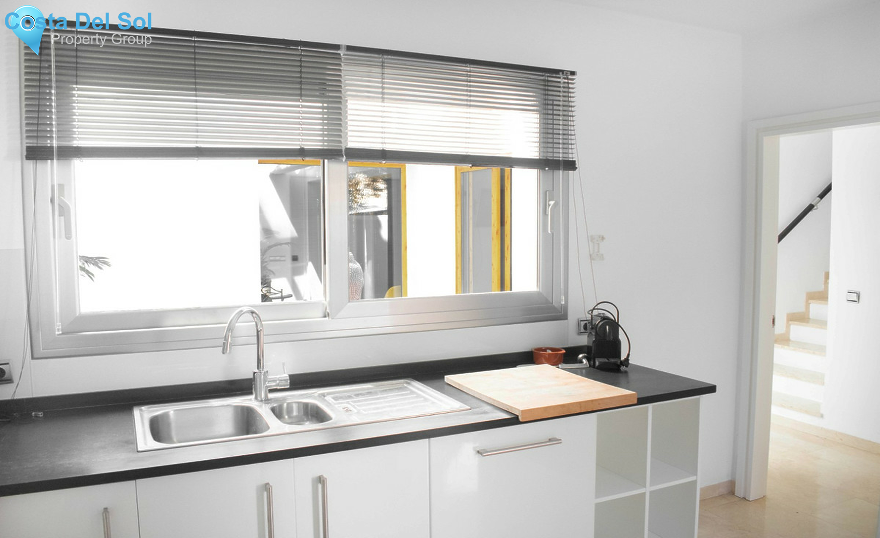 House in Nueva Andalucía-1350807