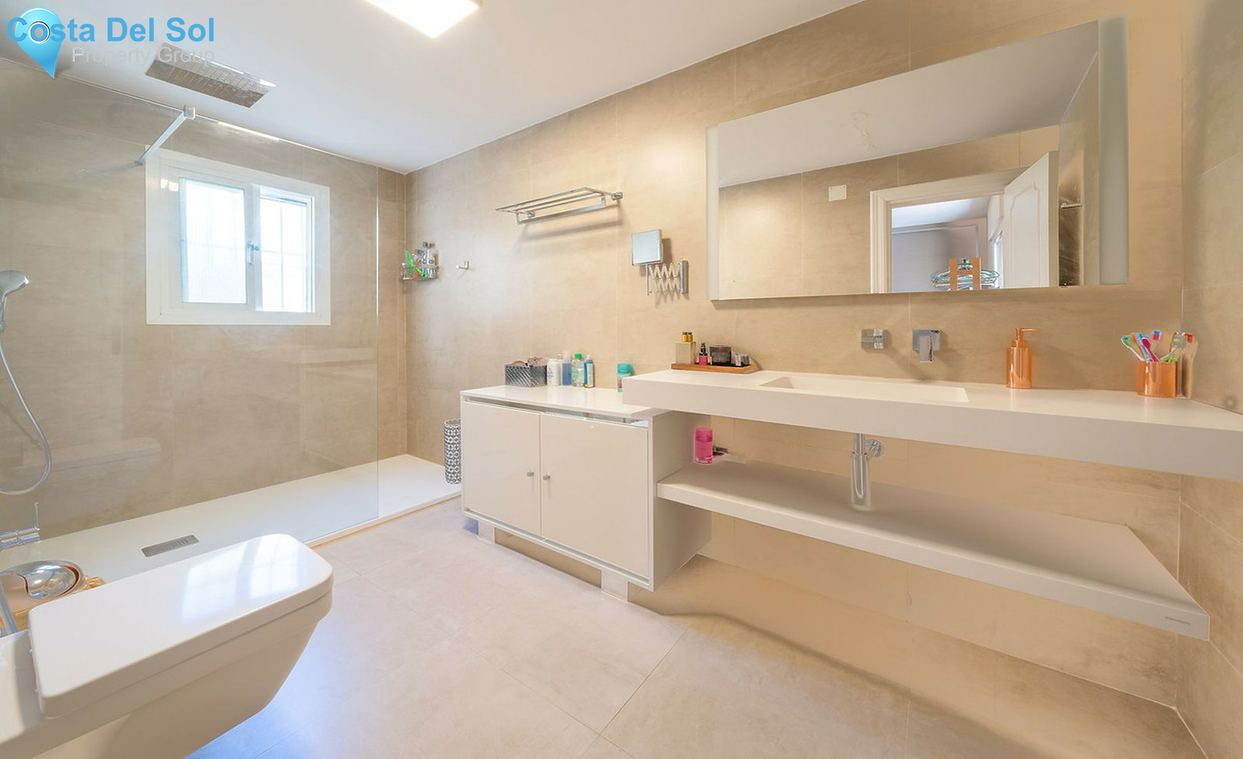 House in Nueva Andalucía-1404834