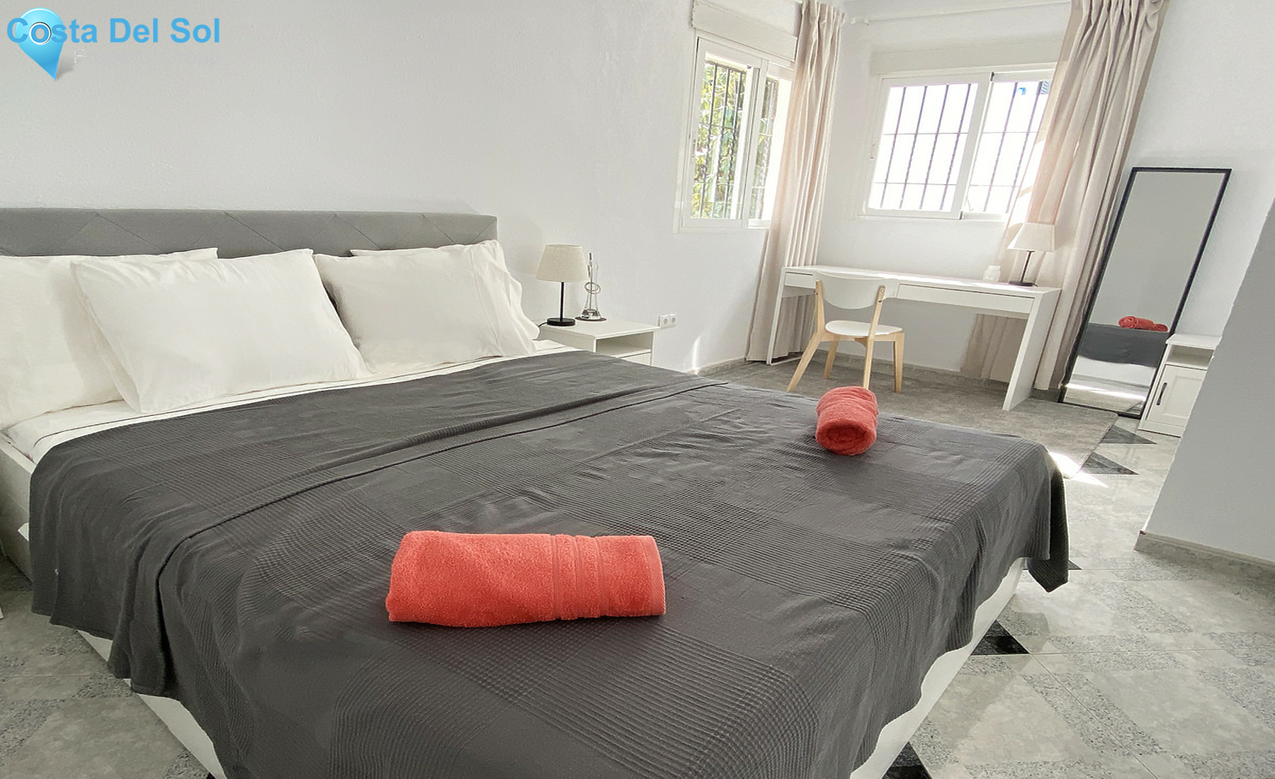 House in Nueva Andalucía-1409917