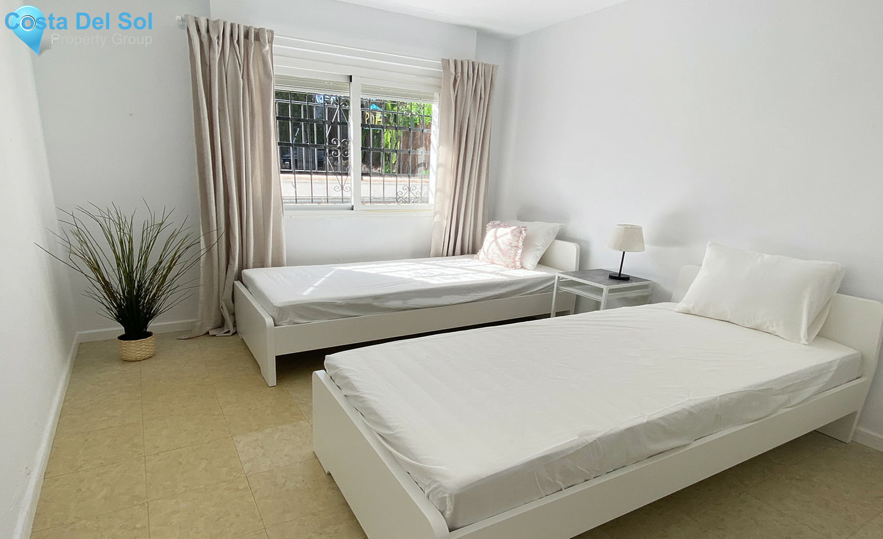 House in Nueva Andalucía-1409918