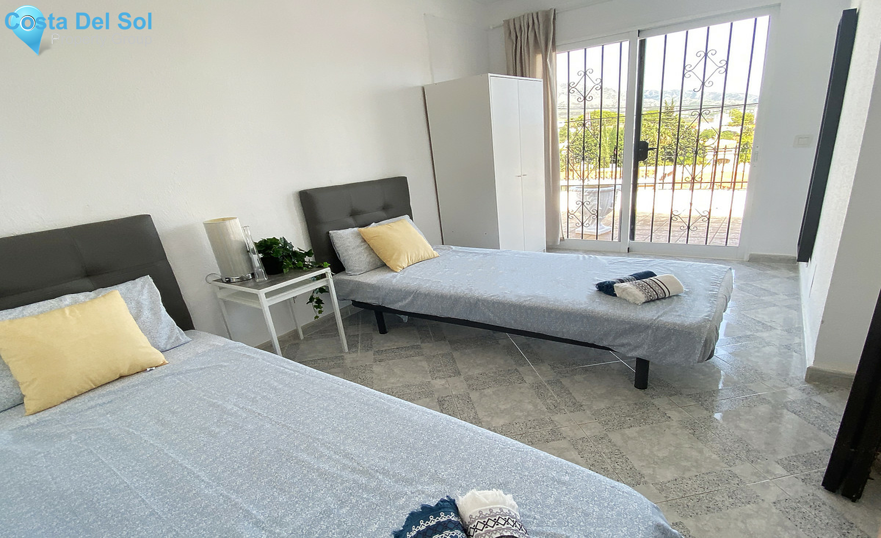 House in Nueva Andalucía-1409919