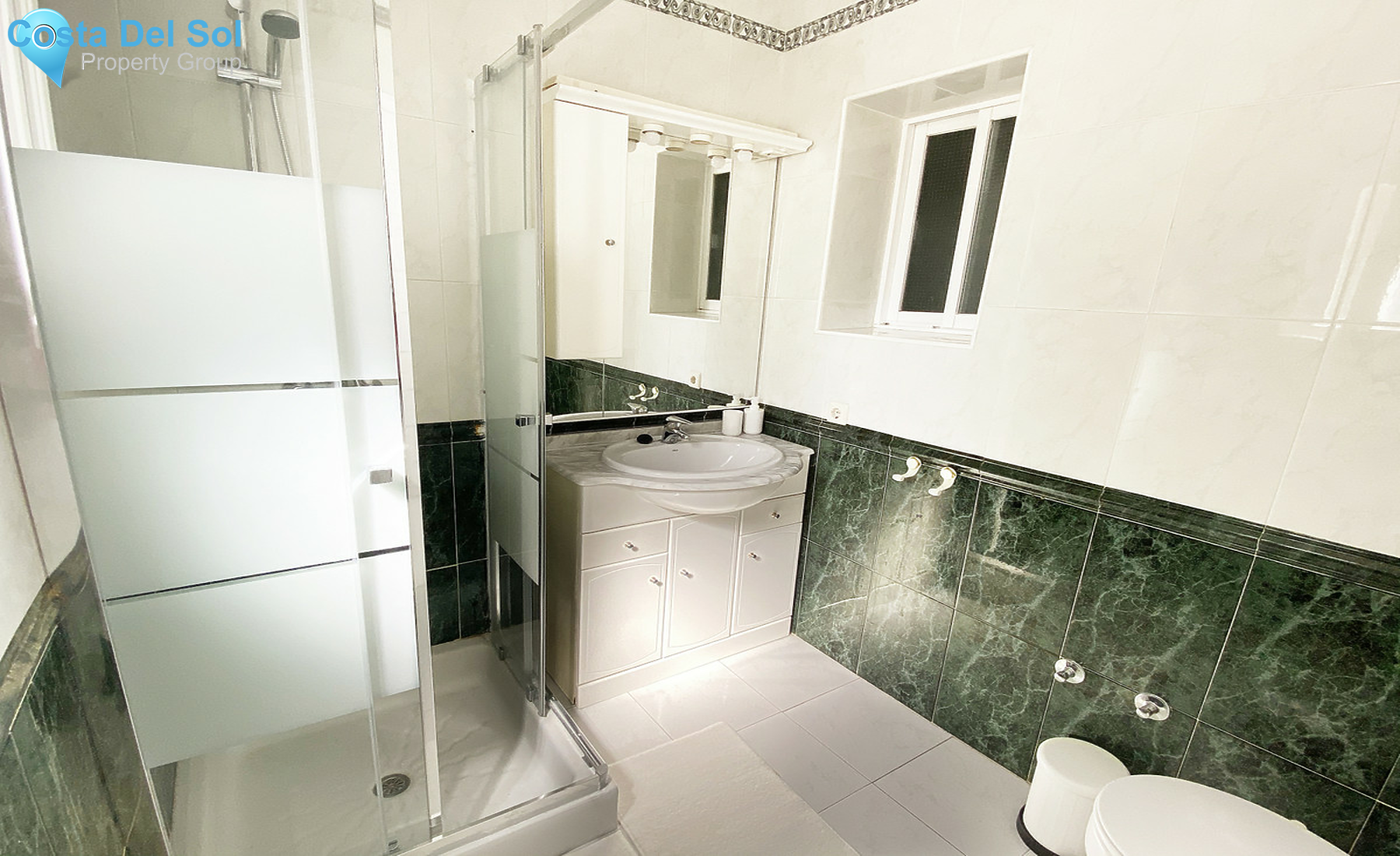 House in Nueva Andalucía-1409922