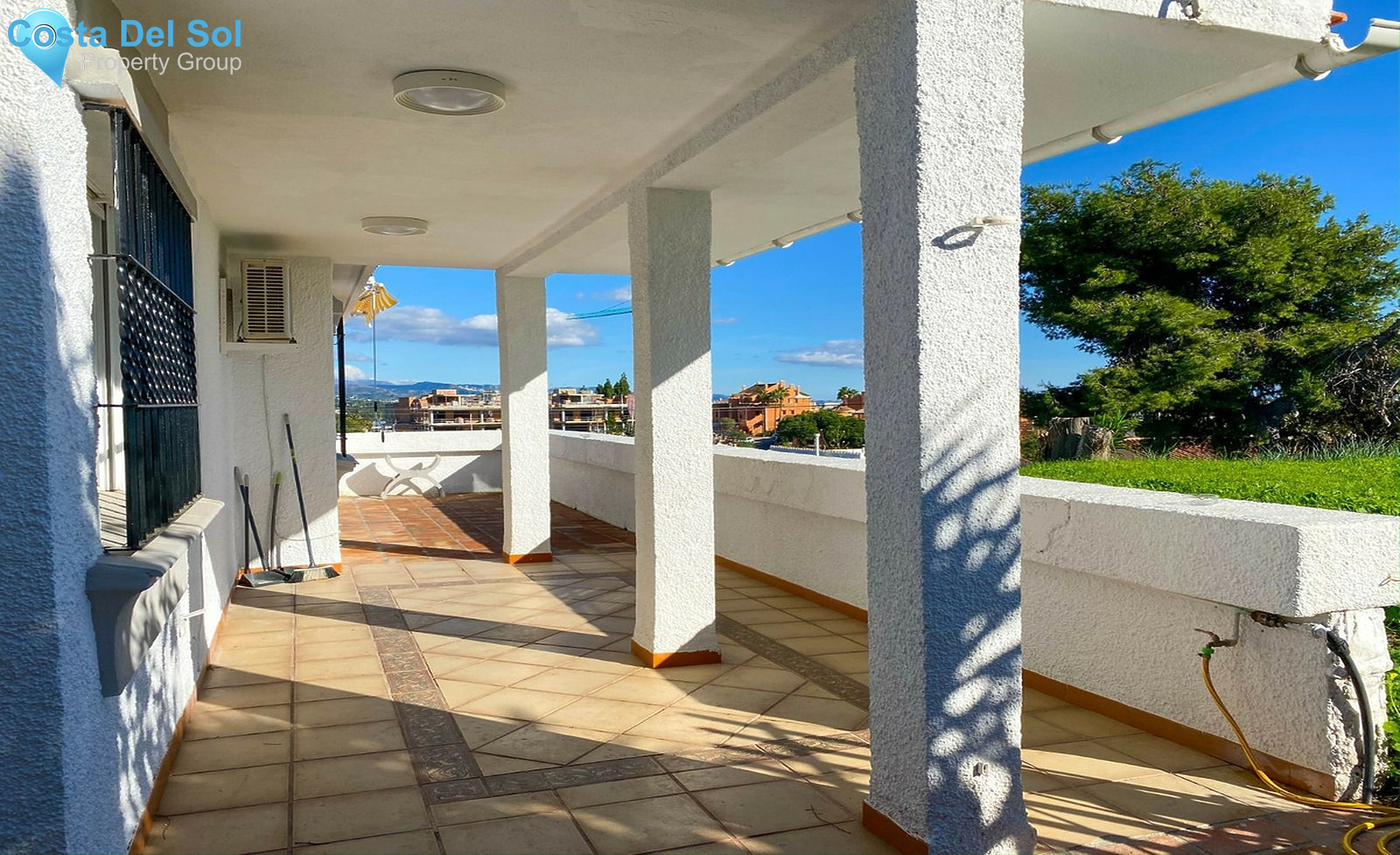 House in Nueva Andalucía-1409924